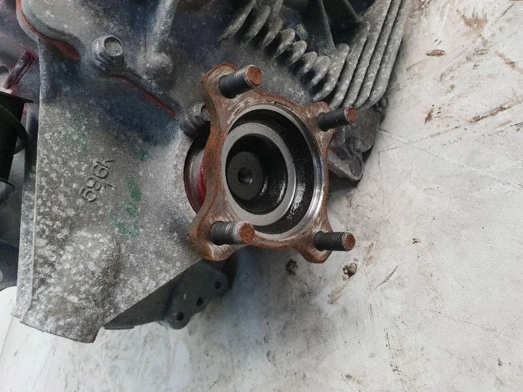 Reductor trasero Lexus RX (L2) R201Y927348 3.46L gasolina 2021 usado 8