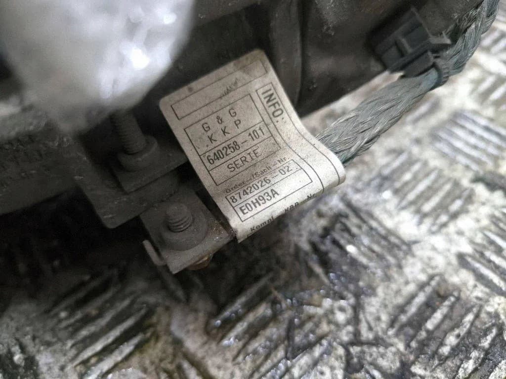 Reductor trasero BMW 866368105 2.0L híbrido 135kW 2024 usado 7