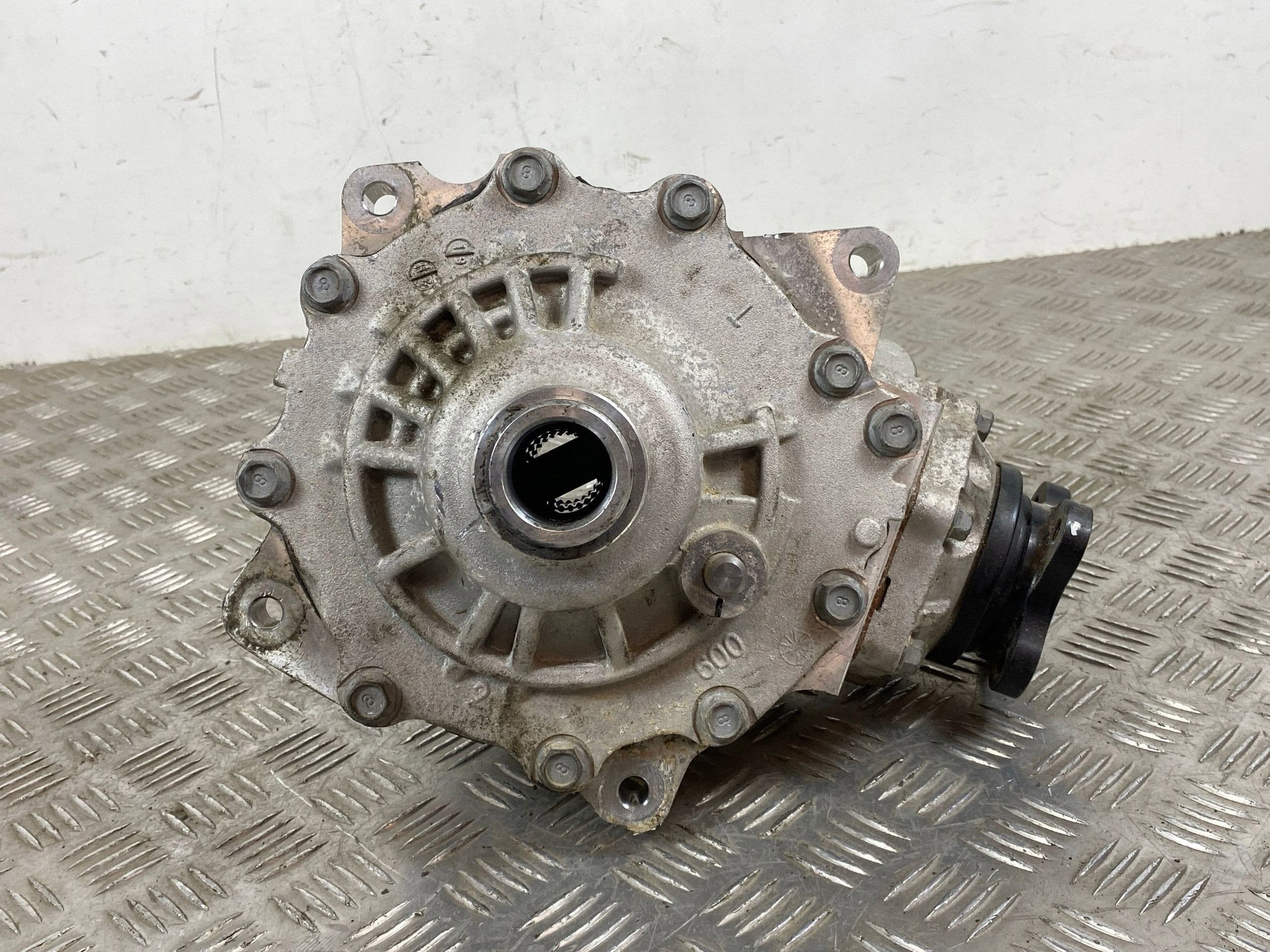 Diferencial delantero Genesis GV70 2023 ZS65N220900558 usado 4