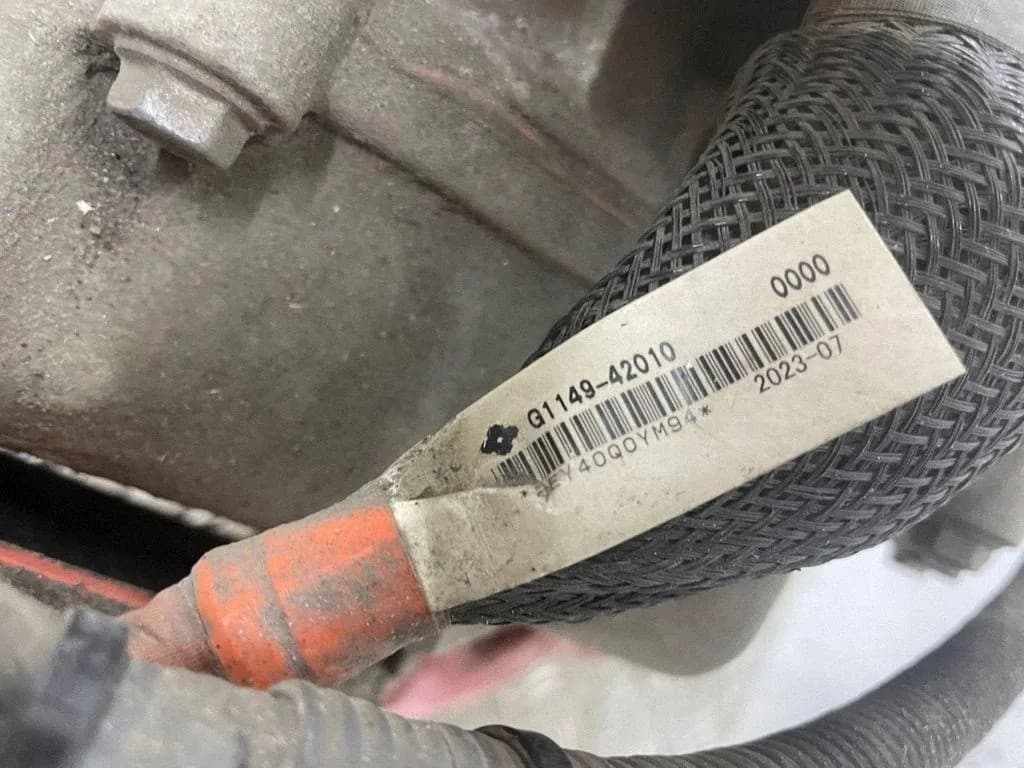 Reductor trasero Toyota 4AA211364 2.5L híbrido 144kW 2023 usado 2