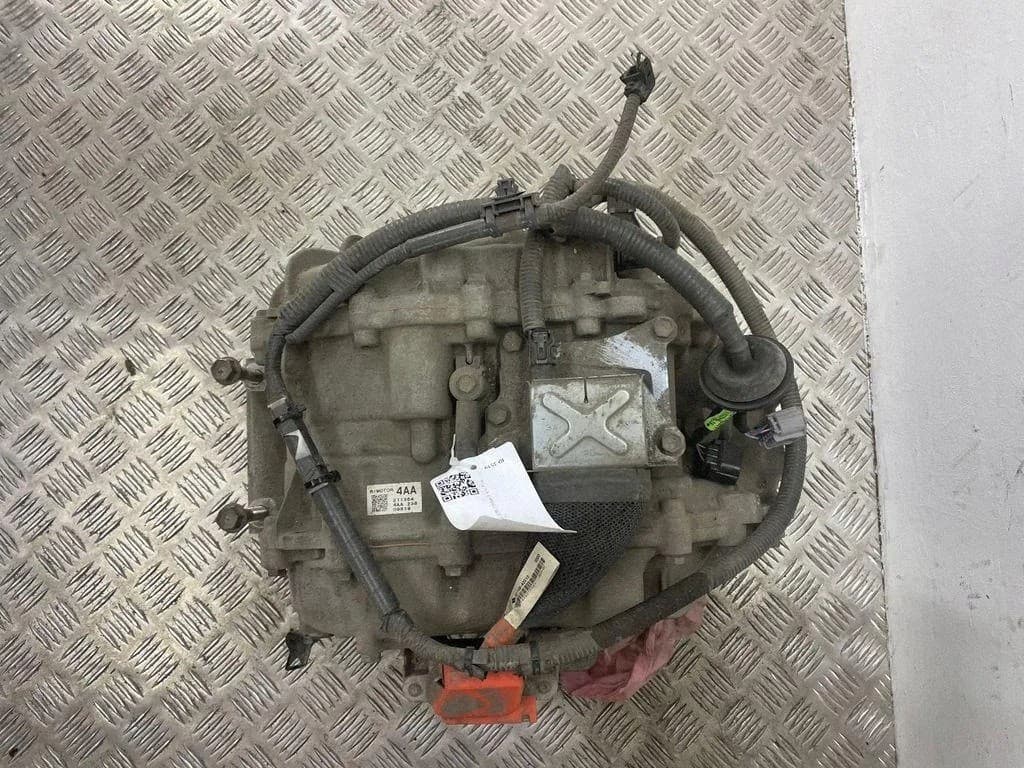 Reductor trasero Toyota 4AA211364 2.5L híbrido 144kW 2023 usado 9