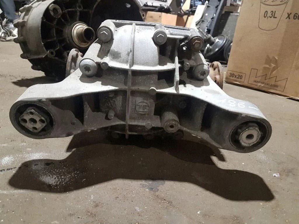 Reductor trasero Audi Q7 (4L) 4460310118 3.0L diésel 171kW 2007 usado 4