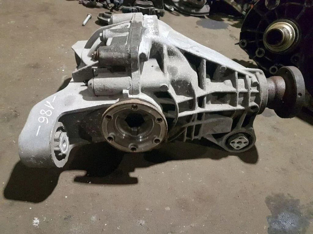 Reductor trasero Audi Q7 (4L) 4460310118 3.0L diésel 171kW 2007 usado 5