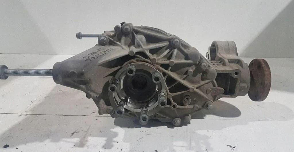 Reductor trasero Audi Q7 (4M) 0D250043C 3.0L diésel 200kW 2016 usado 9