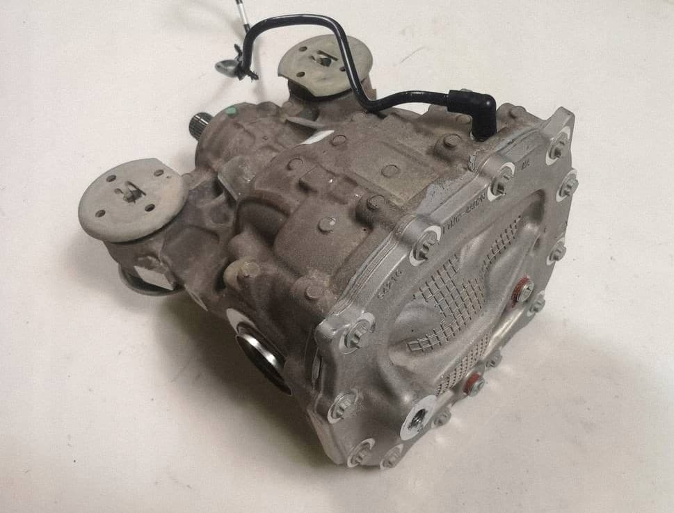 Puente diferencial Ford Explorer 4X4 2.3 EcoBoost 2020- usado 3