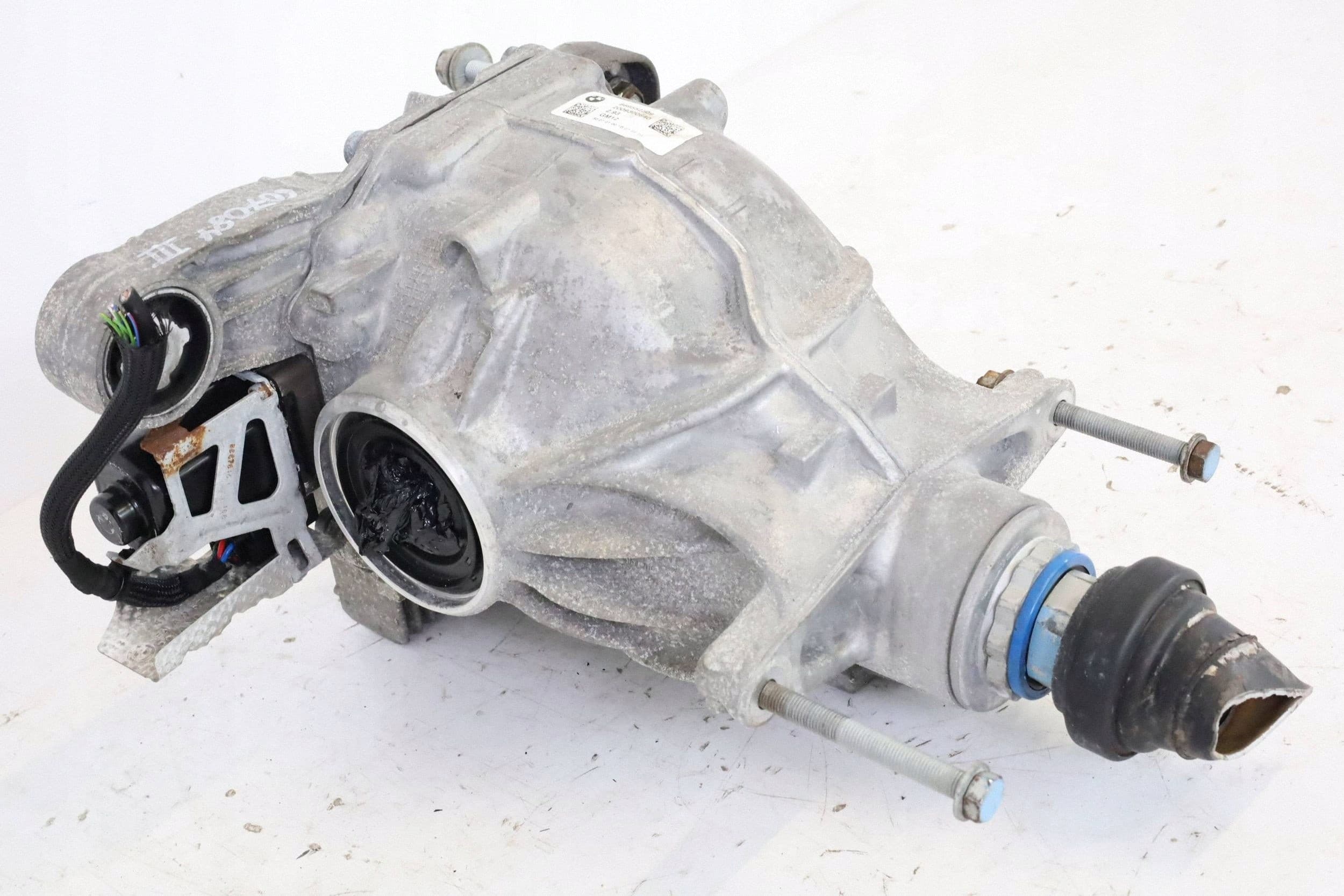 Diferencial trasero puente 8695523 BMW G14 G15 G16 usado