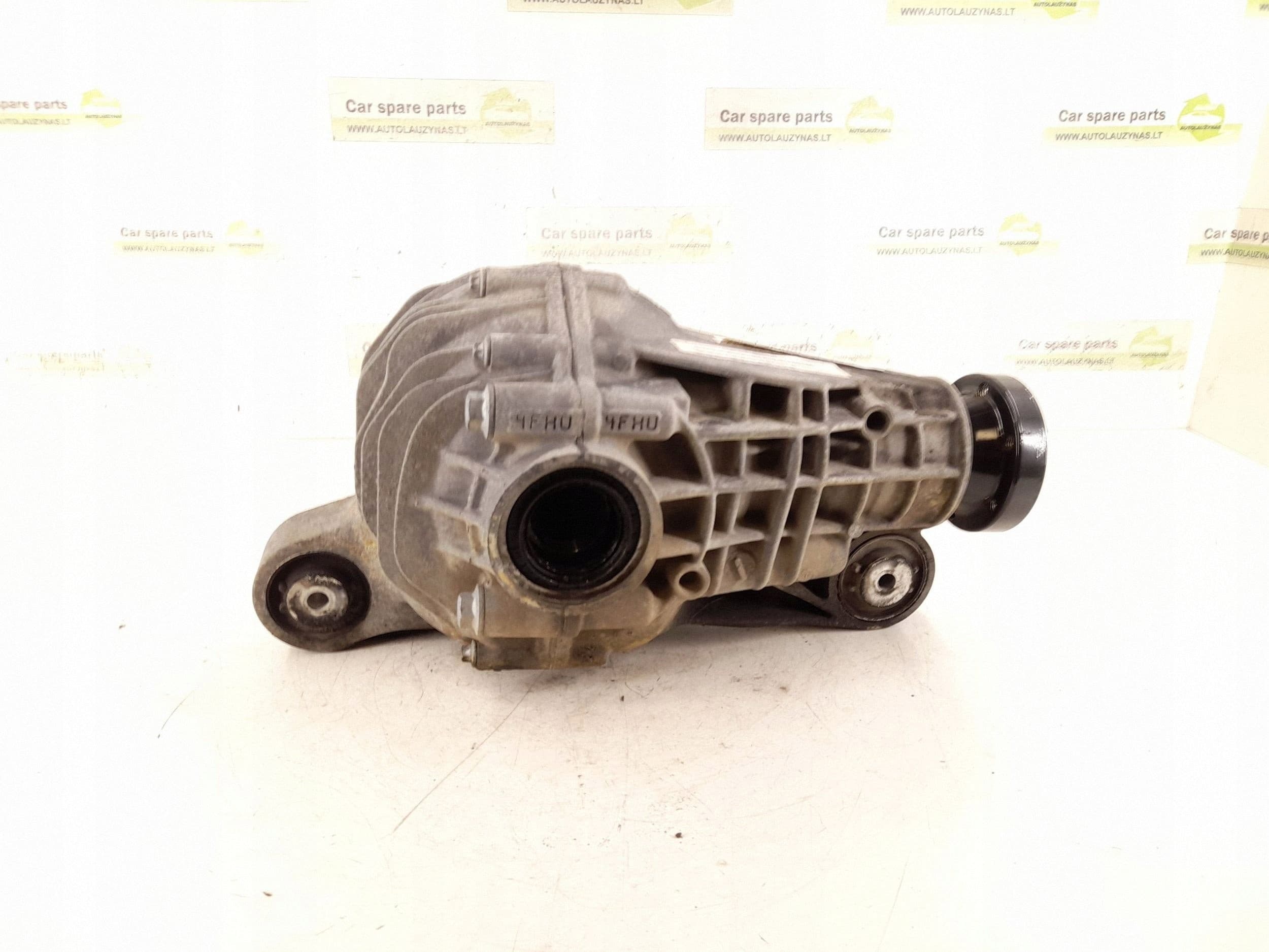 Diferencial delantero Mercedes-Benz ML W164 1643302102 usado 4
