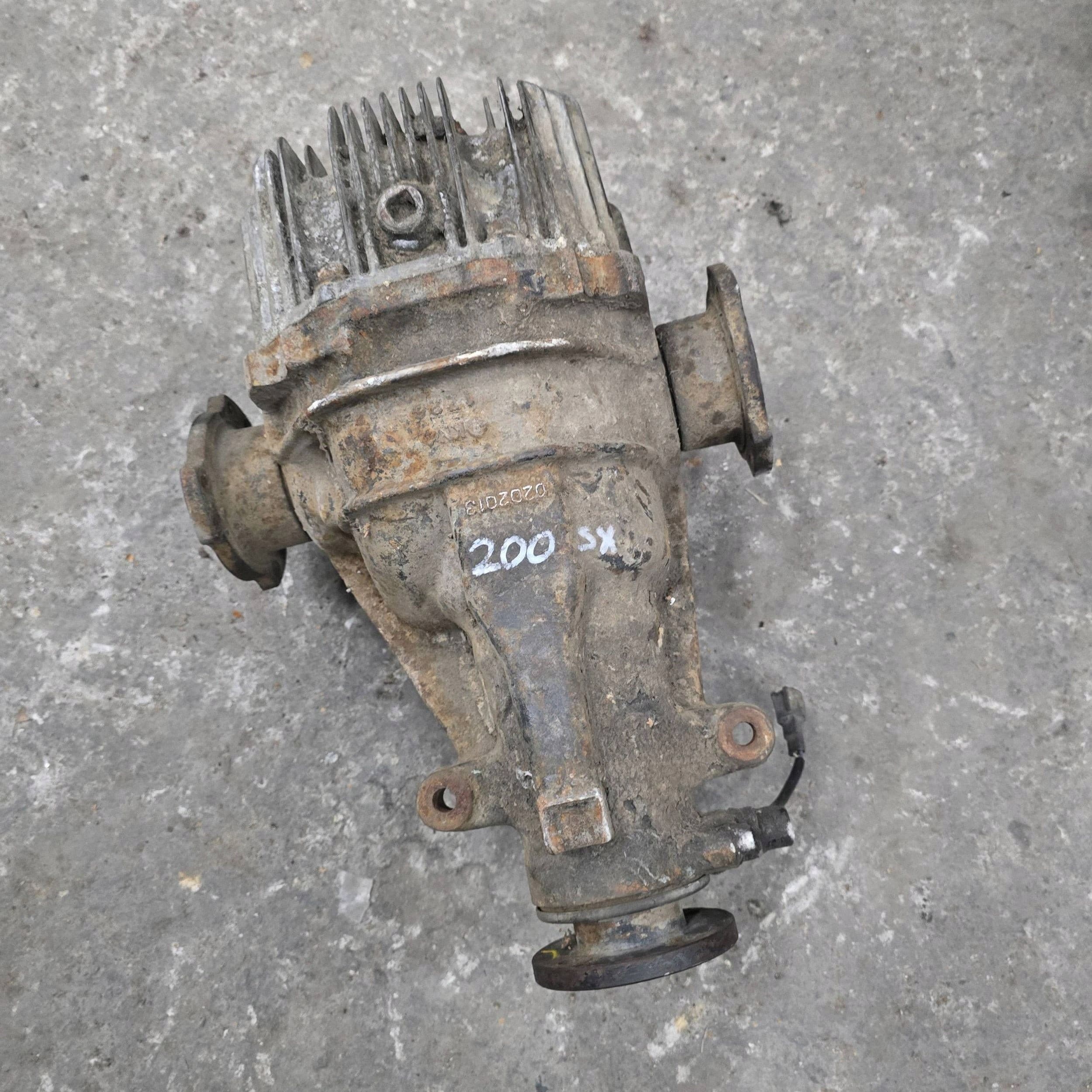 Diferencial delantero Nissan 200 SX 0202013 usado