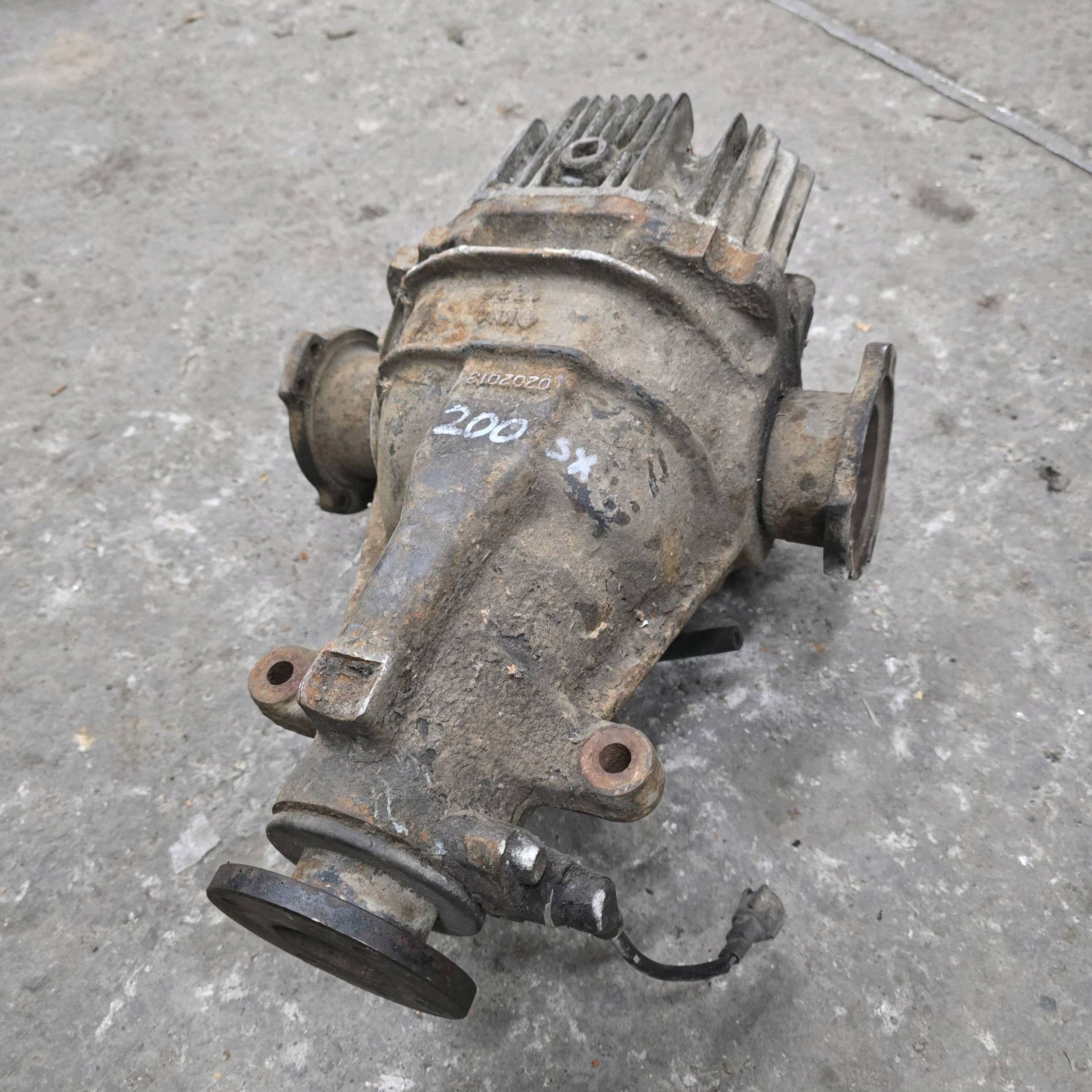 Diferencial delantero Nissan 200 SX 0202013 usado 2