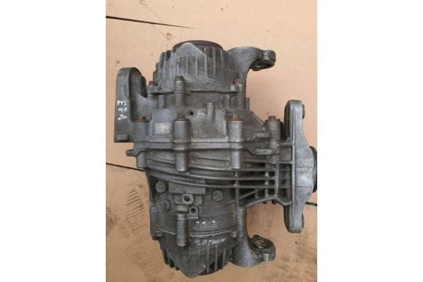 Reductor trasero BMW X6 (E71, E72) 200600037 2012 usado 3