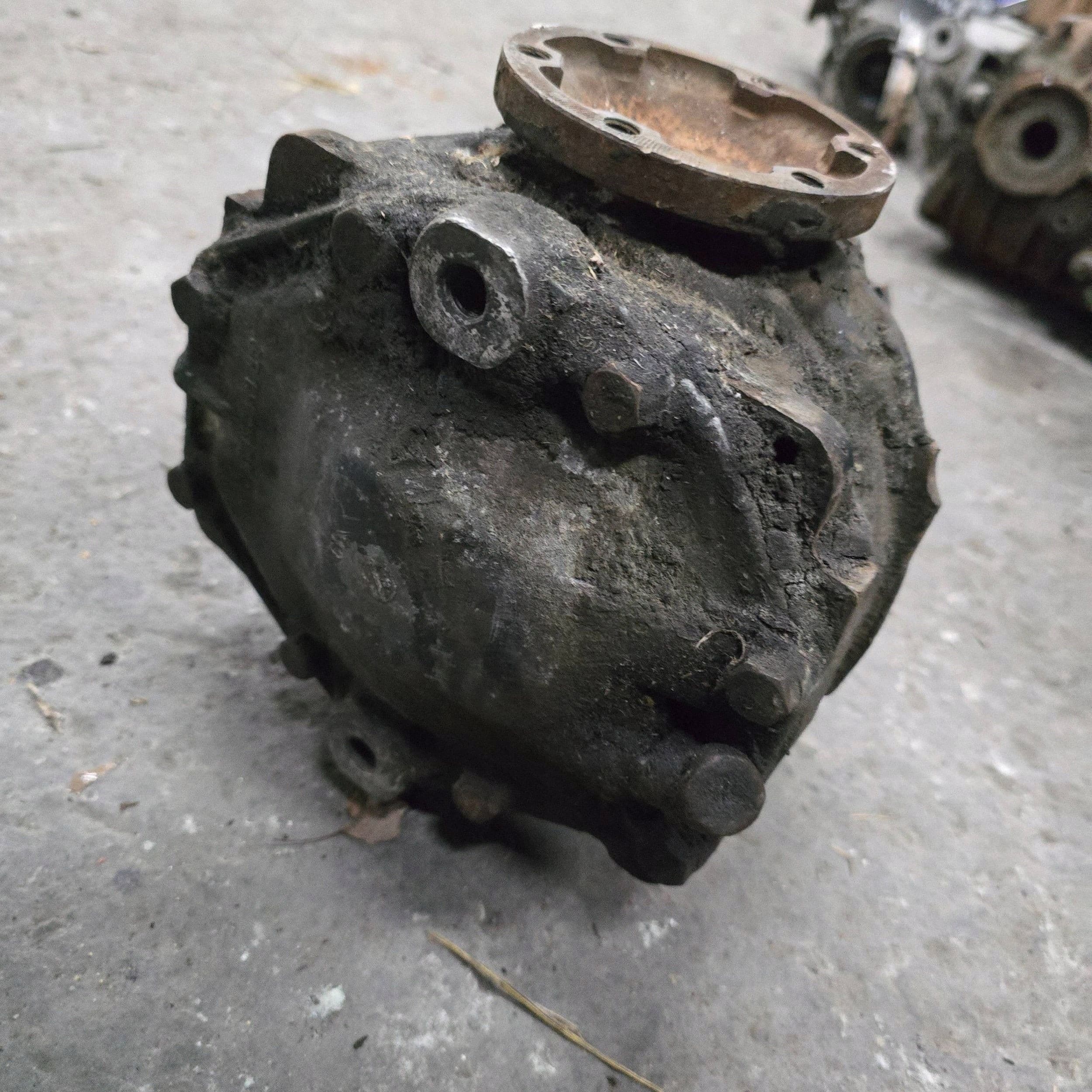Diferencial trasero Mercedes-Benz E W124 R1243512508 3.46 usado 4