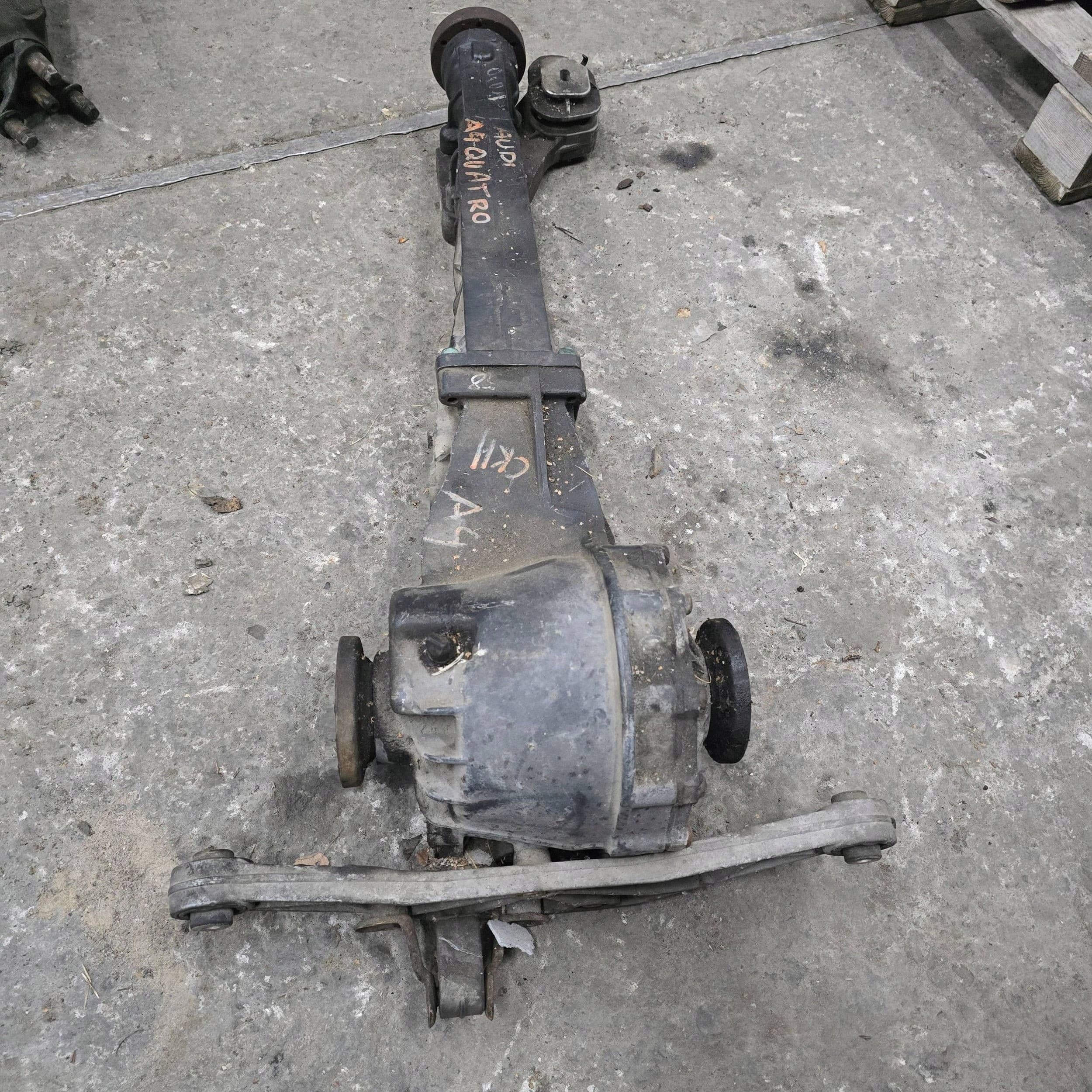Diferencial trasero Audi 80 90 B2 01H525085 Quattro usado 4