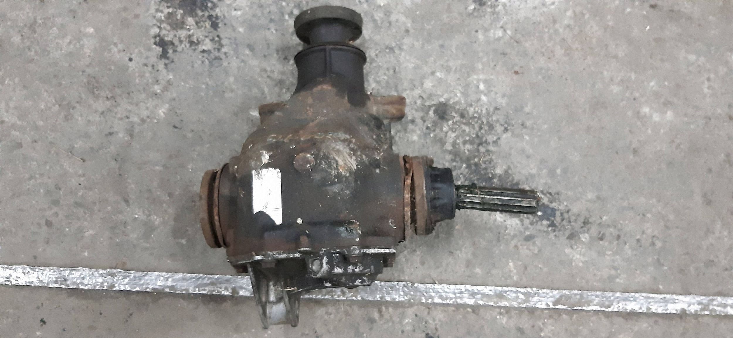 Diferencial trasero BMW 3 E46 1428887 usado