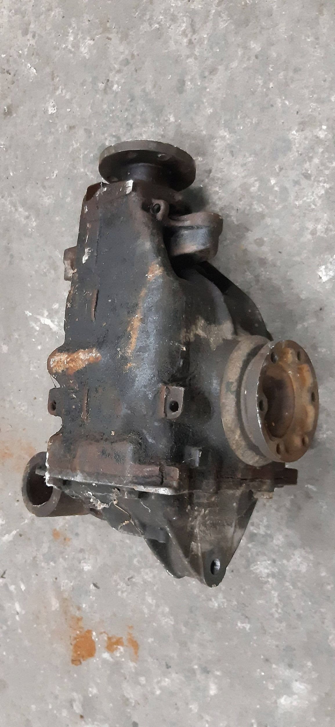 Diferencial trasero BMW Serie 5 E39 7505742 usado 3