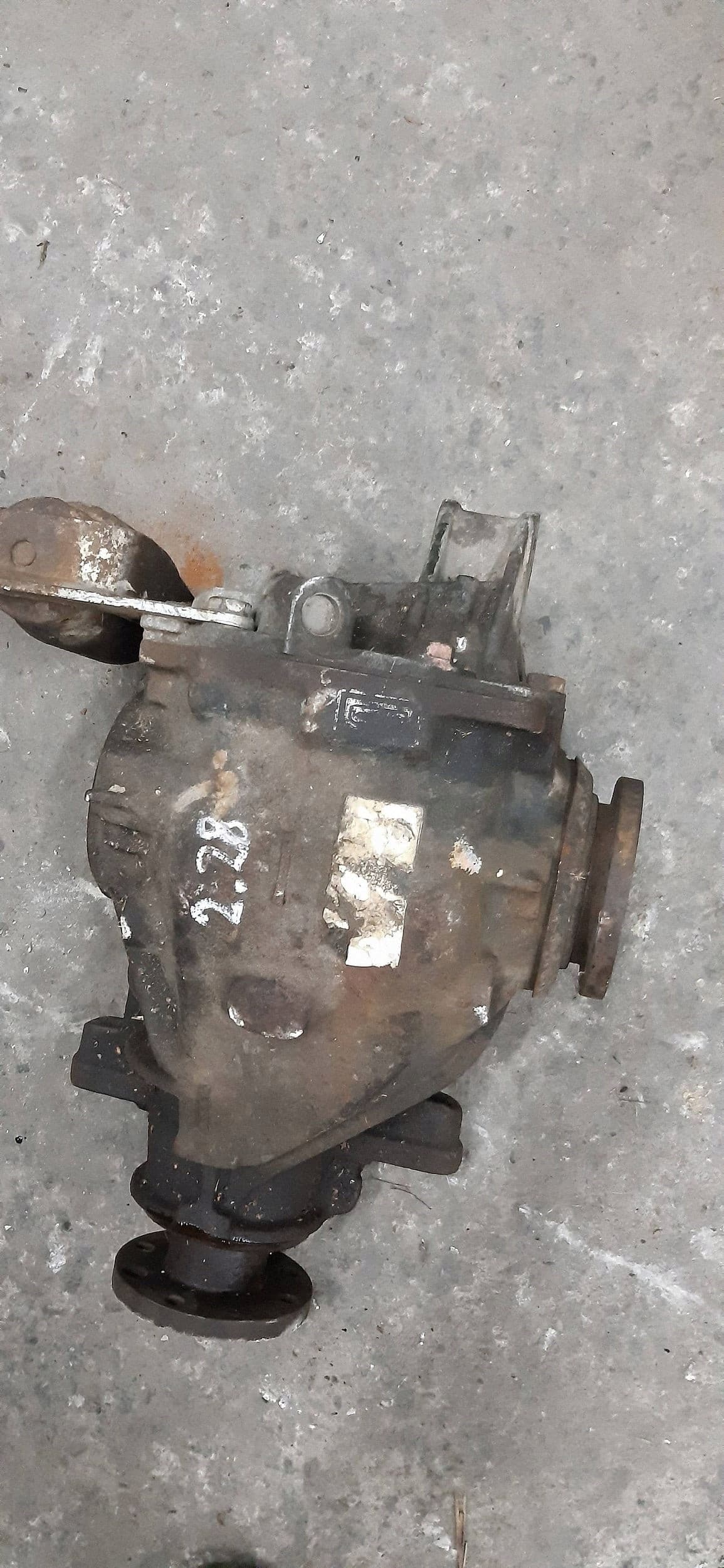 Diferencial trasero BMW Serie 5 E39 7505742 usado 4