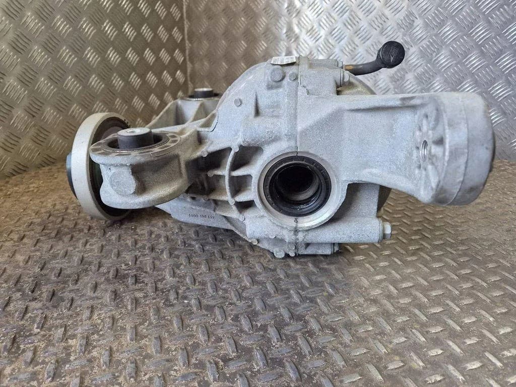 Reductor trasero Dodge Charger 68159836AG 3.6L gasolina 2022 usado 5