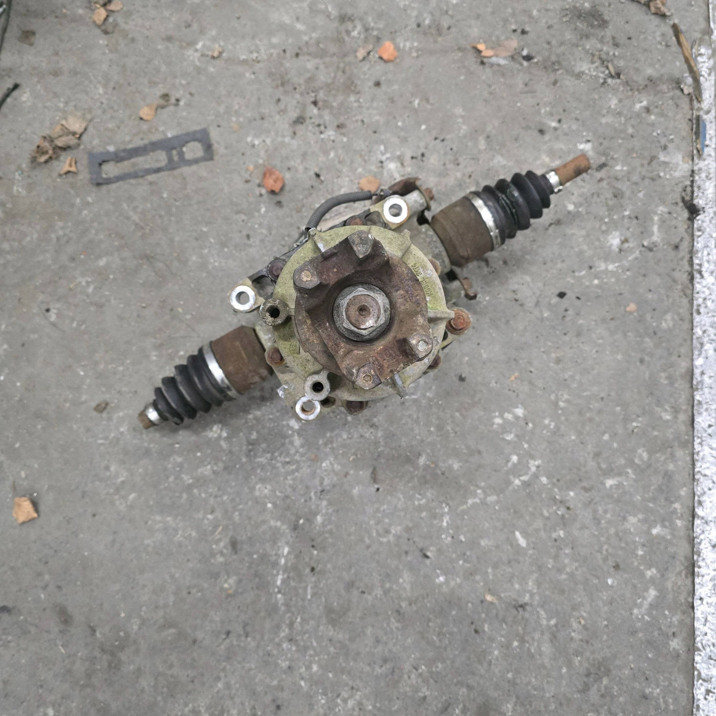 Diferencial trasero Ford Maverick mk2 2.0 gasolina 49925 usado 4