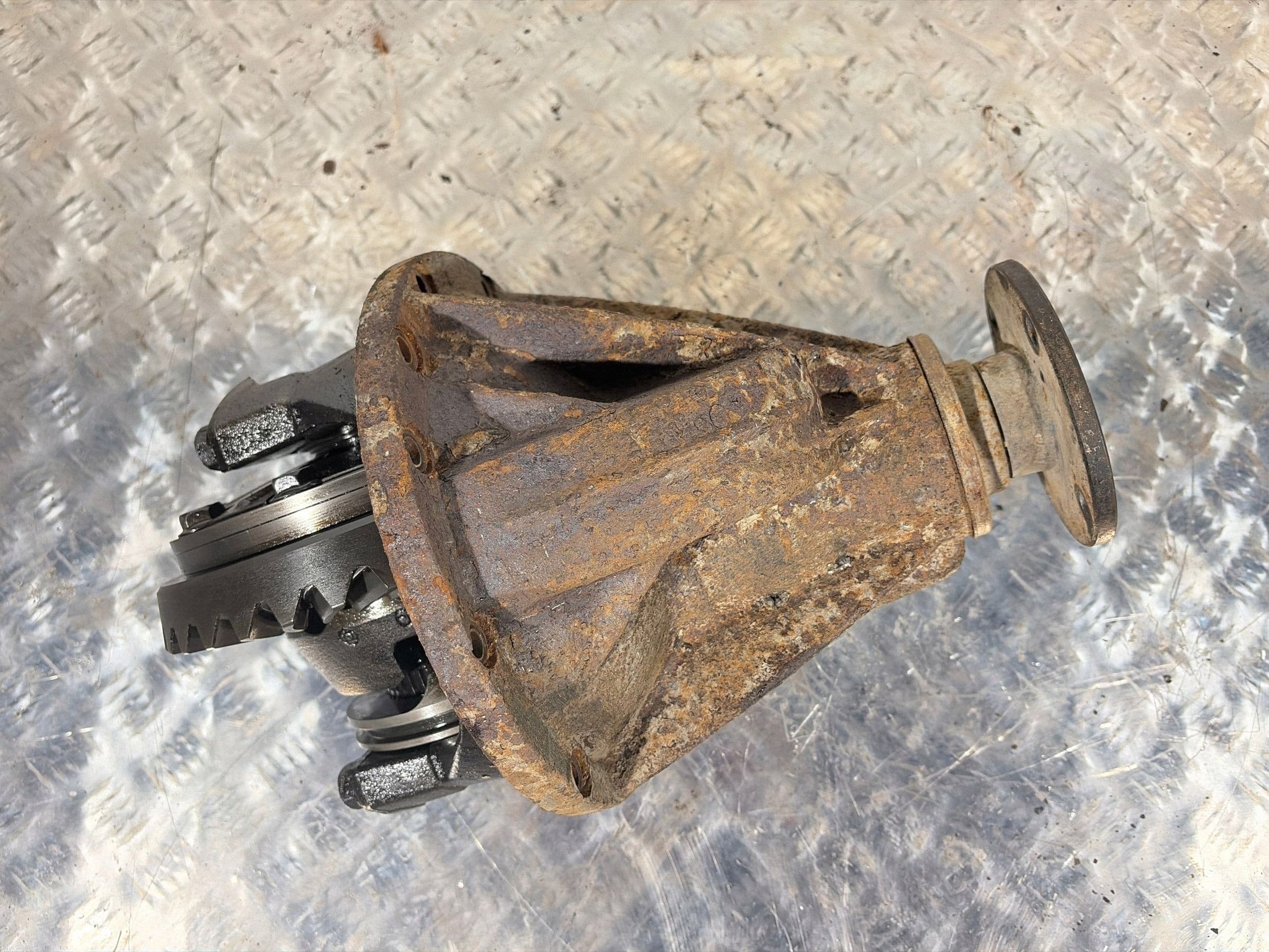 Diferencial Trasero Nissan Patrol Y61 2004 3830003J65 usado 4