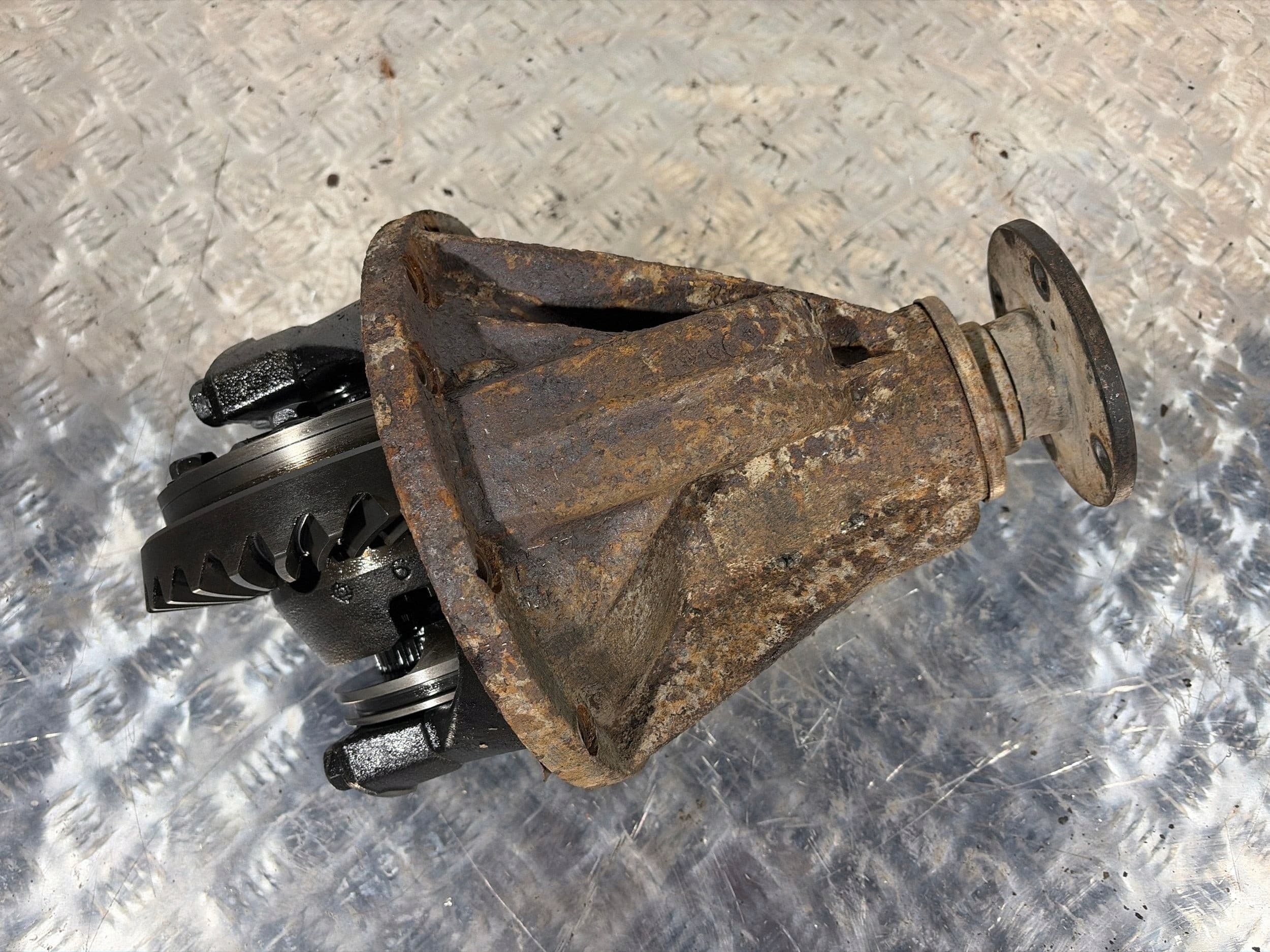 Diferencial Trasero Nissan Patrol Y61 2004 3830003J65 usado 7