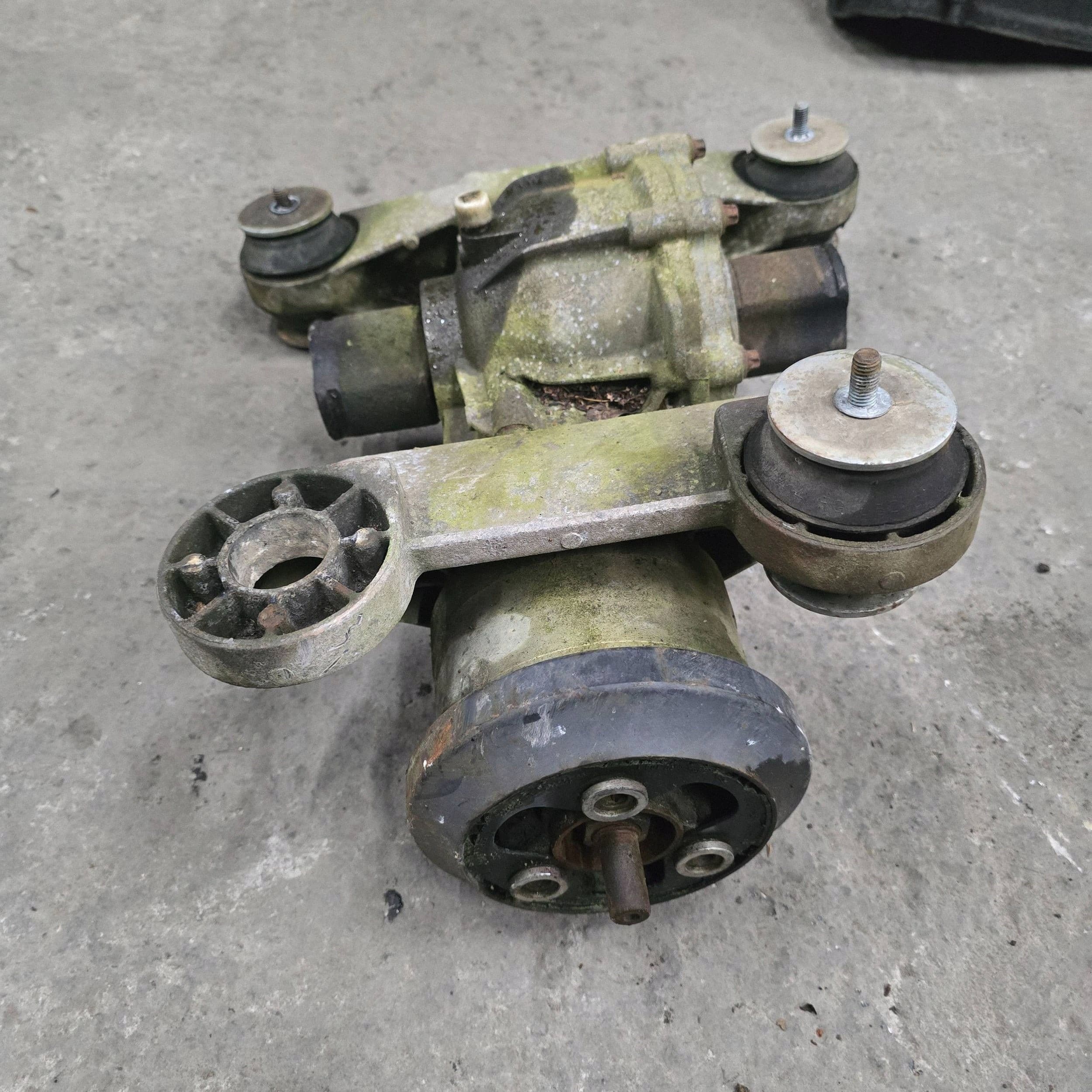 Diferencial trasero Renault Scenic I J641fg0721 usado 2