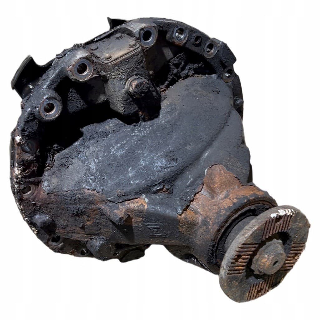 20587709 Volvo Diferencial, eje motriz usado 2