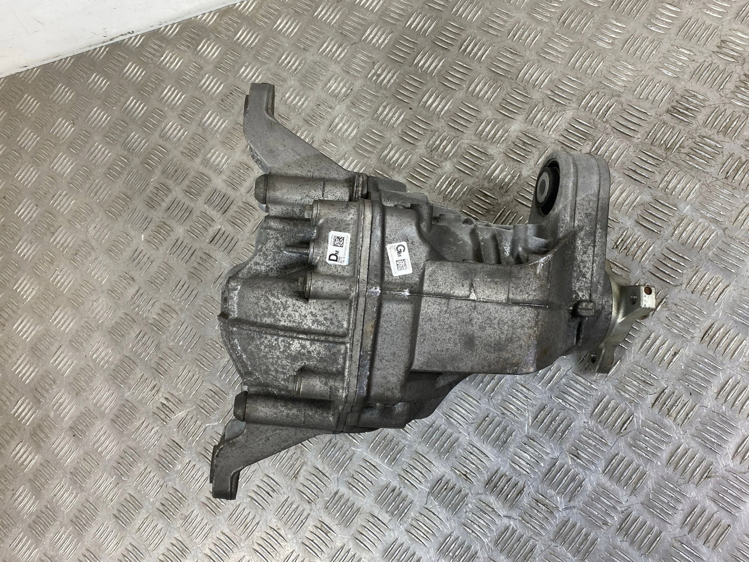 Diferencial trasero Alfa Romeo Stelvio 2018 00552720120 usado 11