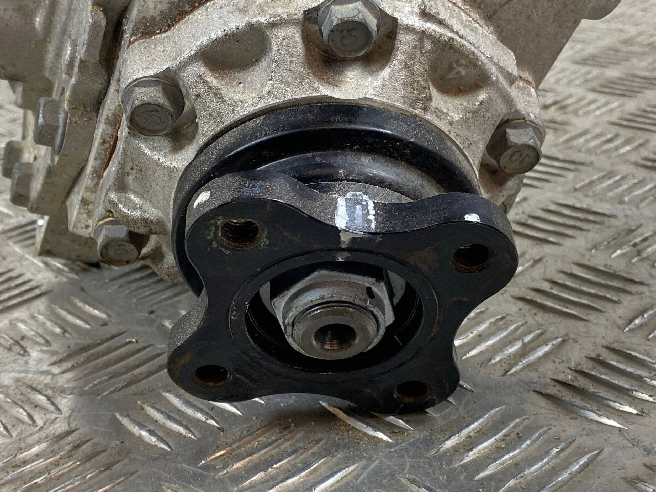 Diferencial delantero Genesis GV70 2023 ZS65N220900558 usado 6