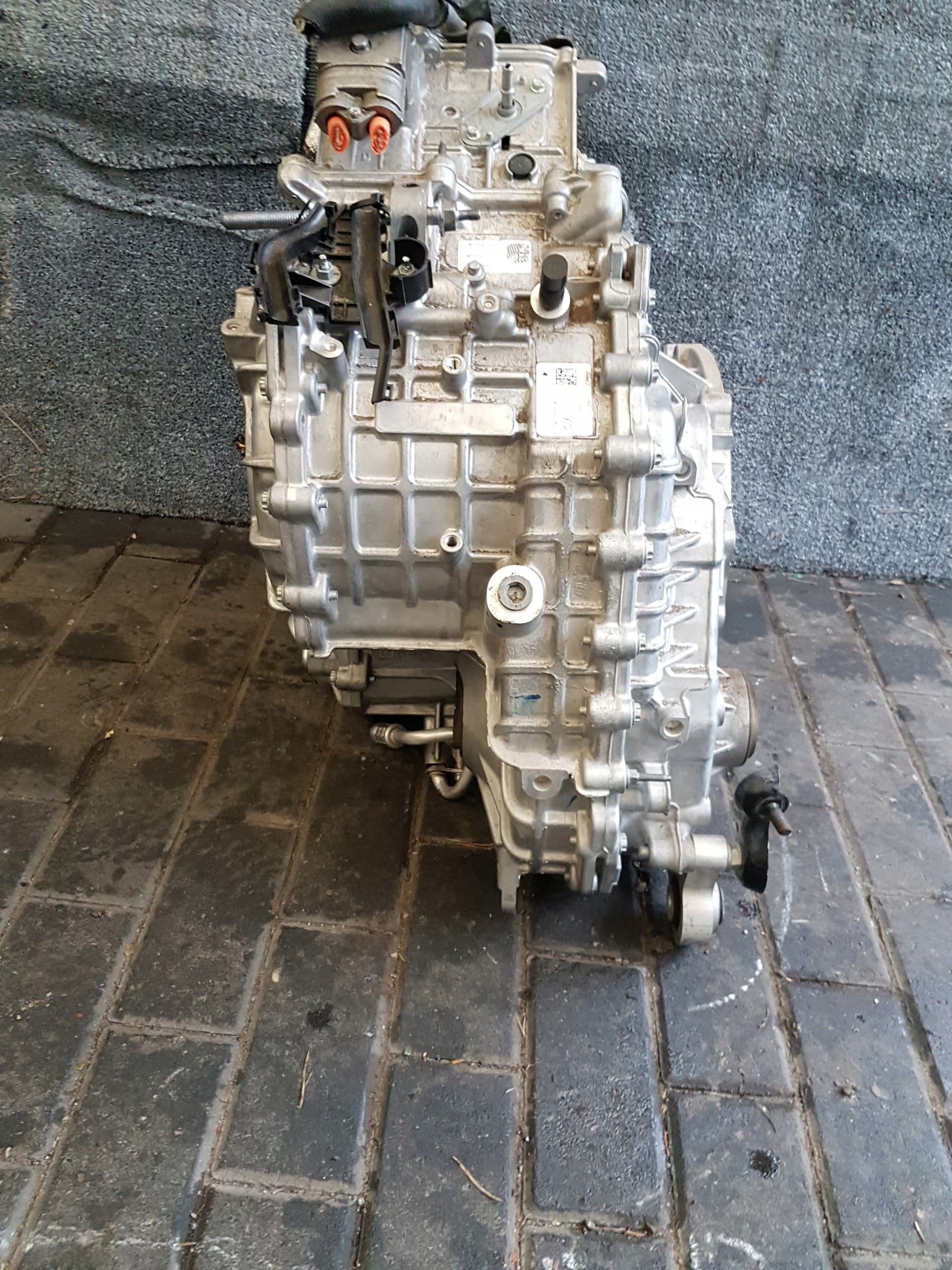 Caja de Cambios Completa Ford Kuga TC11A usado 4
