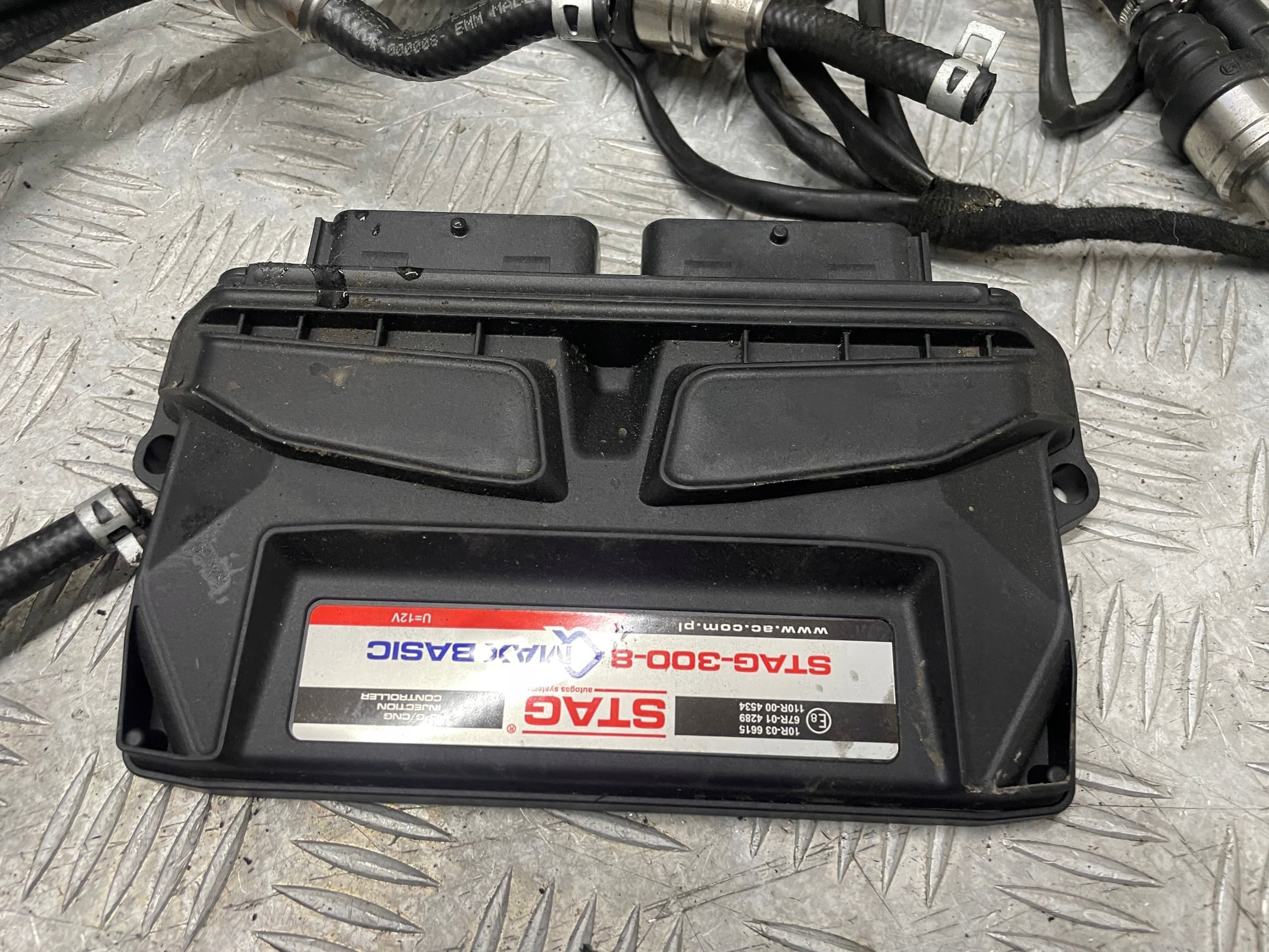 Juego de Instalación de Glp V8 Stag-300-8 Qmax Basic E65 usado 6