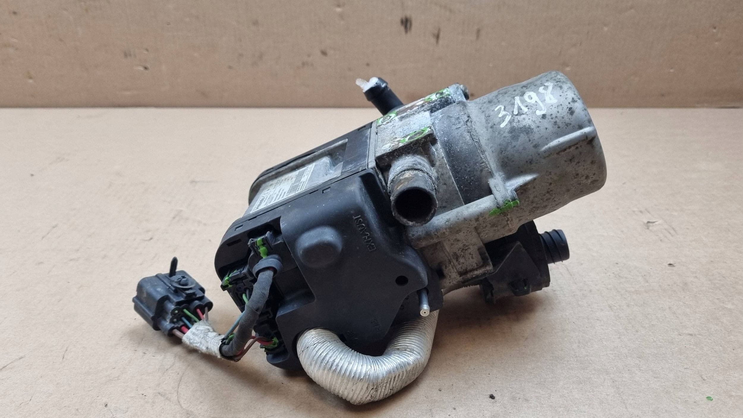 Calefactor auxiliar Volvo XC70 2009 (Webasto) 1J0913245369 usado 8