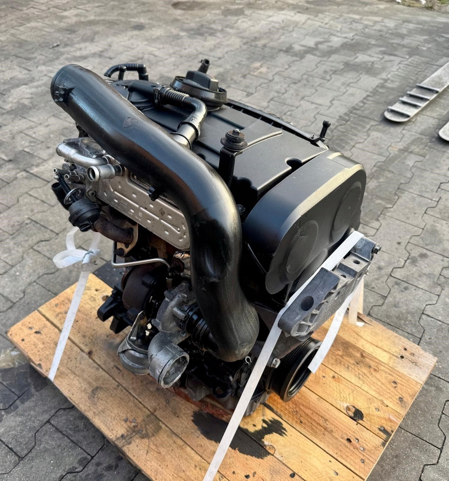 Motor Completo VW Seat Skoda 2.0 TDI Azv usado 6