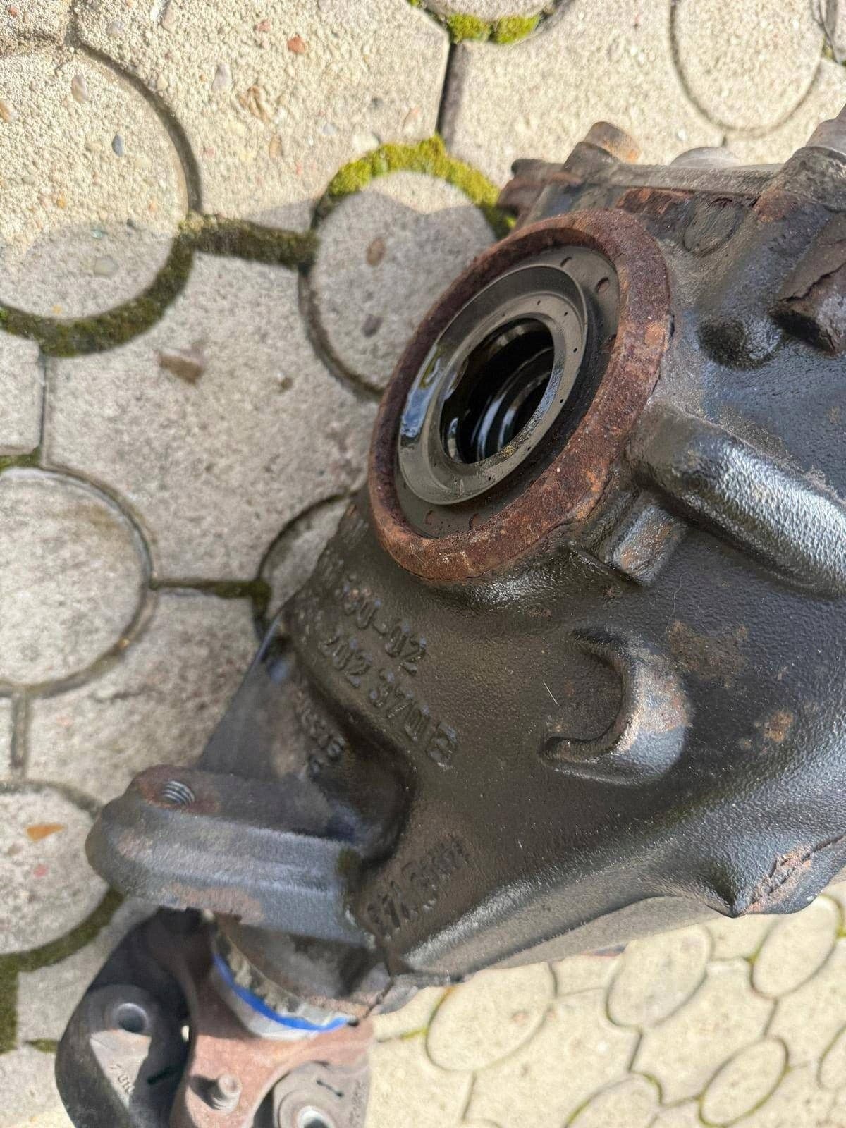 Diferencial trasero BMW Serie 3 F30 F35 F31 7603748 usado 2