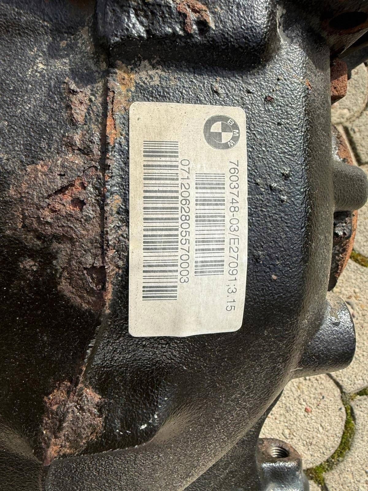 Diferencial trasero BMW Serie 3 F30 F35 F31 7603748 usado 6