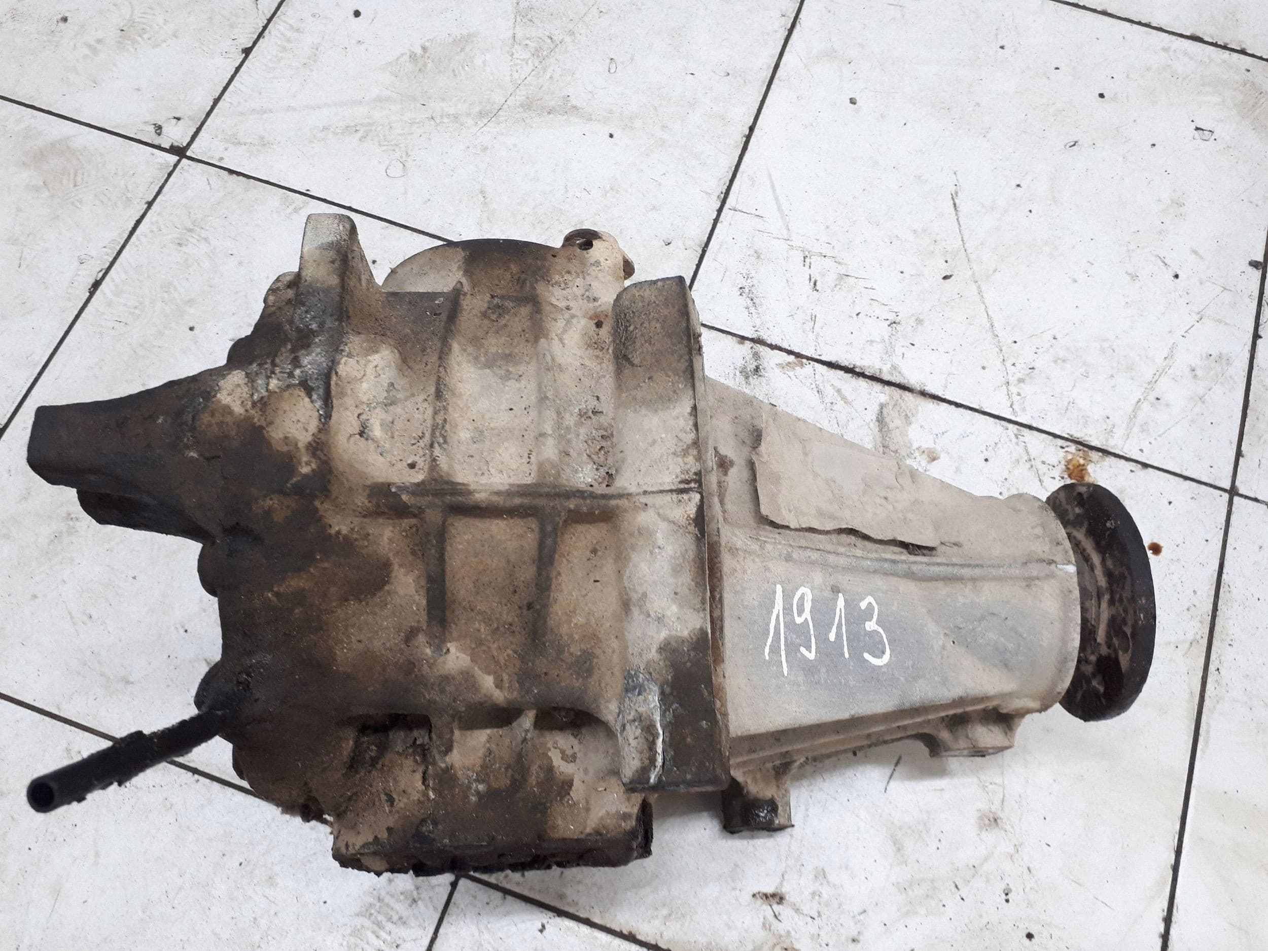 Diferencial trasero Ford Sierra 1989 usado 6