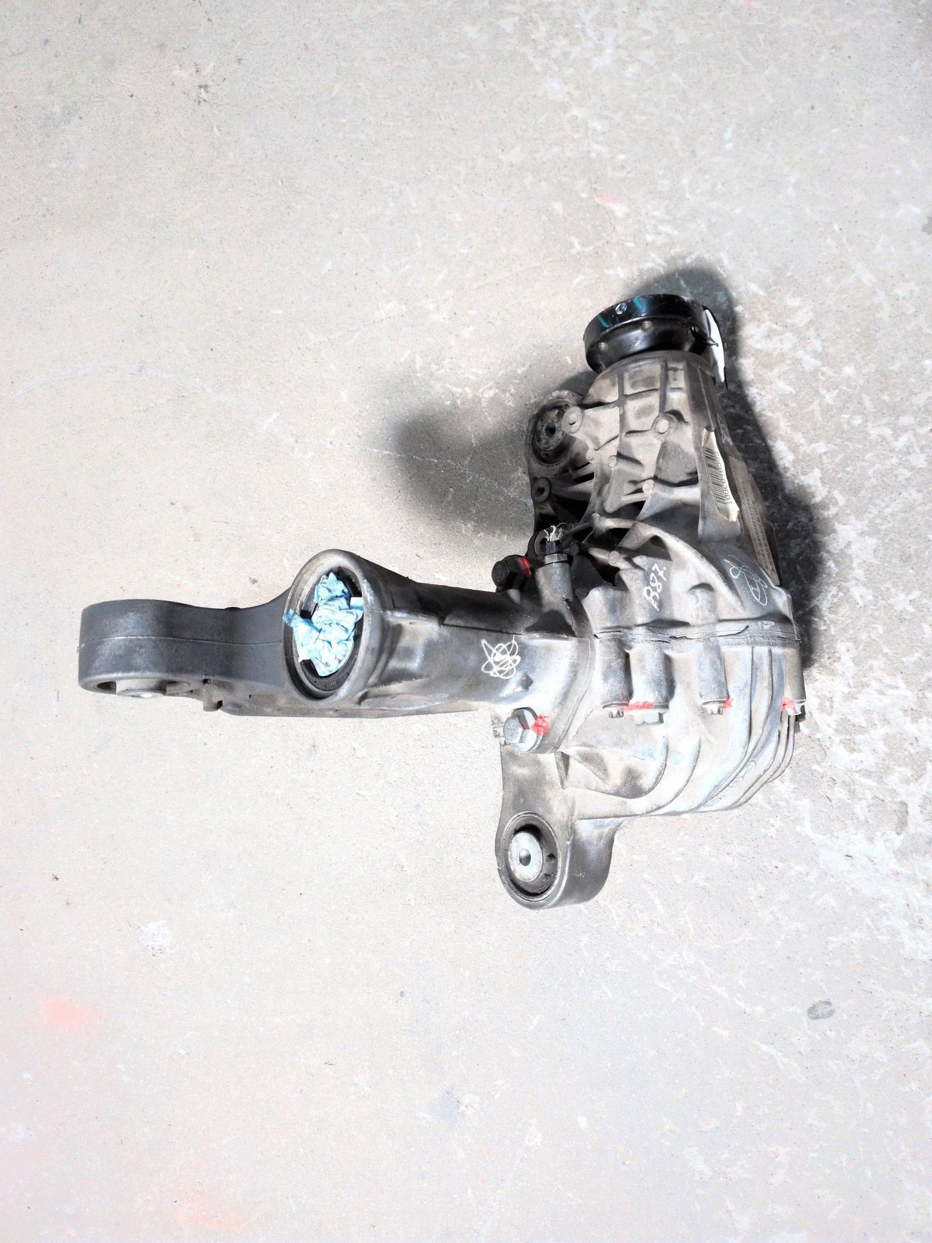 Diferencial delantero Mercedes-Benz ML W164 2009 A1643302102 usado 9