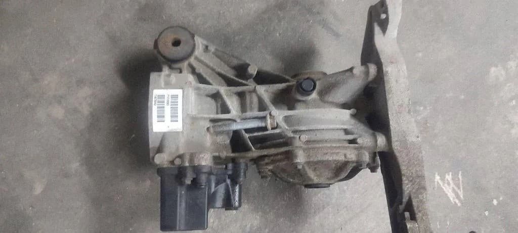 Reductor trasero Volvo XC90 II T4878943 2.0L 2019 usado 2