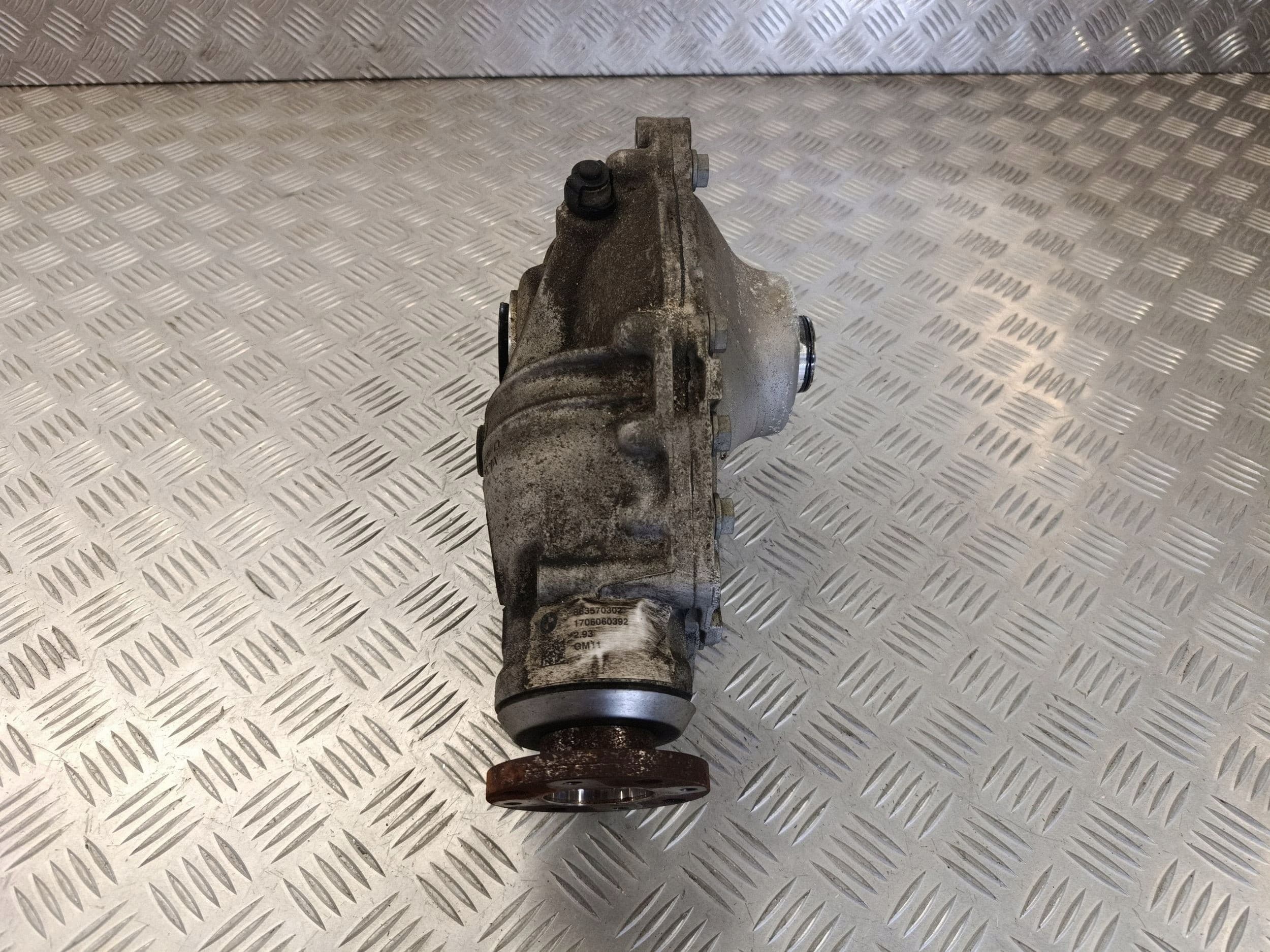 Diferencial delantero BMW Serie 5 G30 G31 G38 863570302 usado