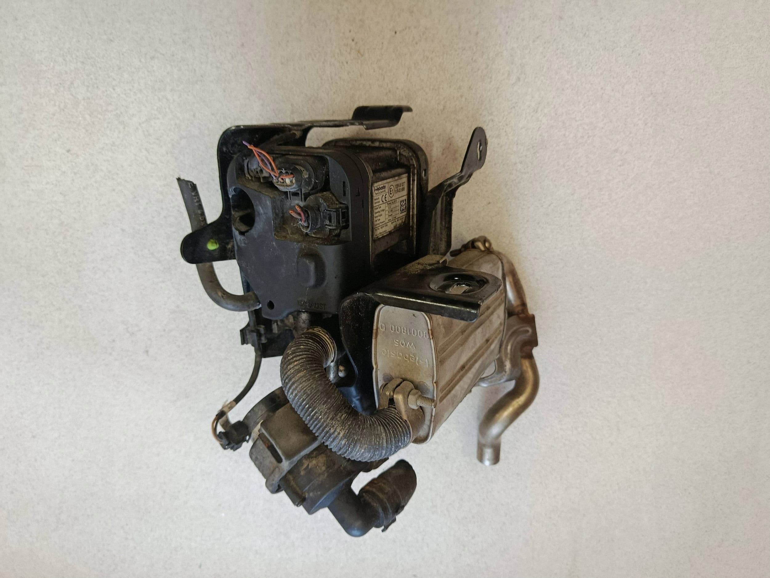 Kit de retrofit Webasto VW Tiguan 5N0815005R Vevo Diesel usado 4