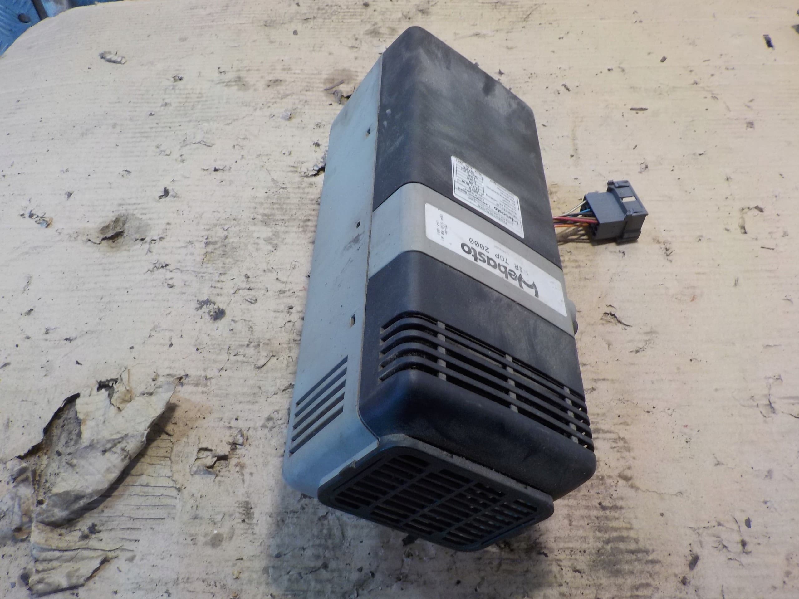 Calefacción Airtronic Mercedes 0048305861 usado 2