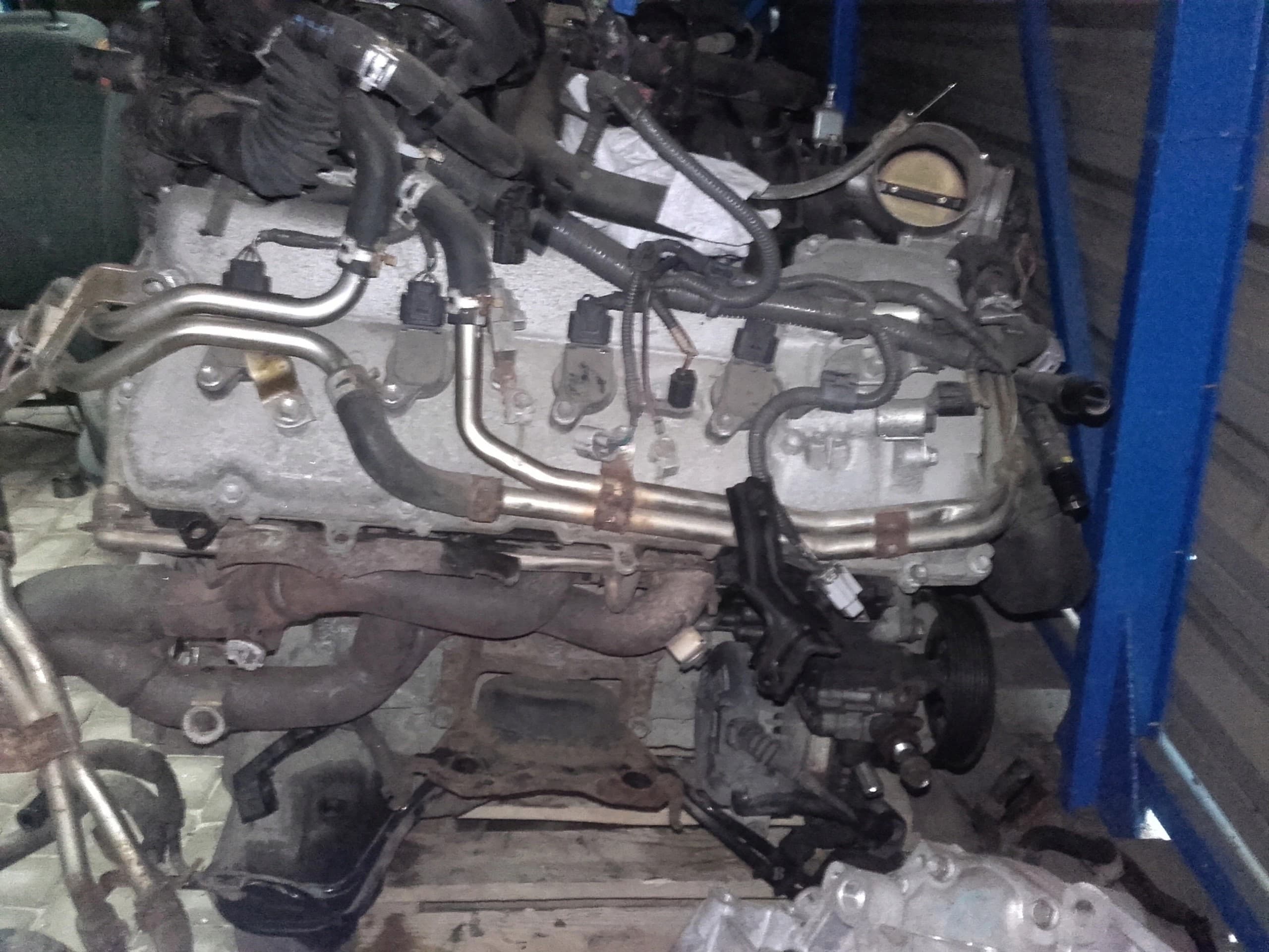 Motor Toyota Land Cruiser 200 Tundra 5.7 V8 Gasolina 3UR usado 3