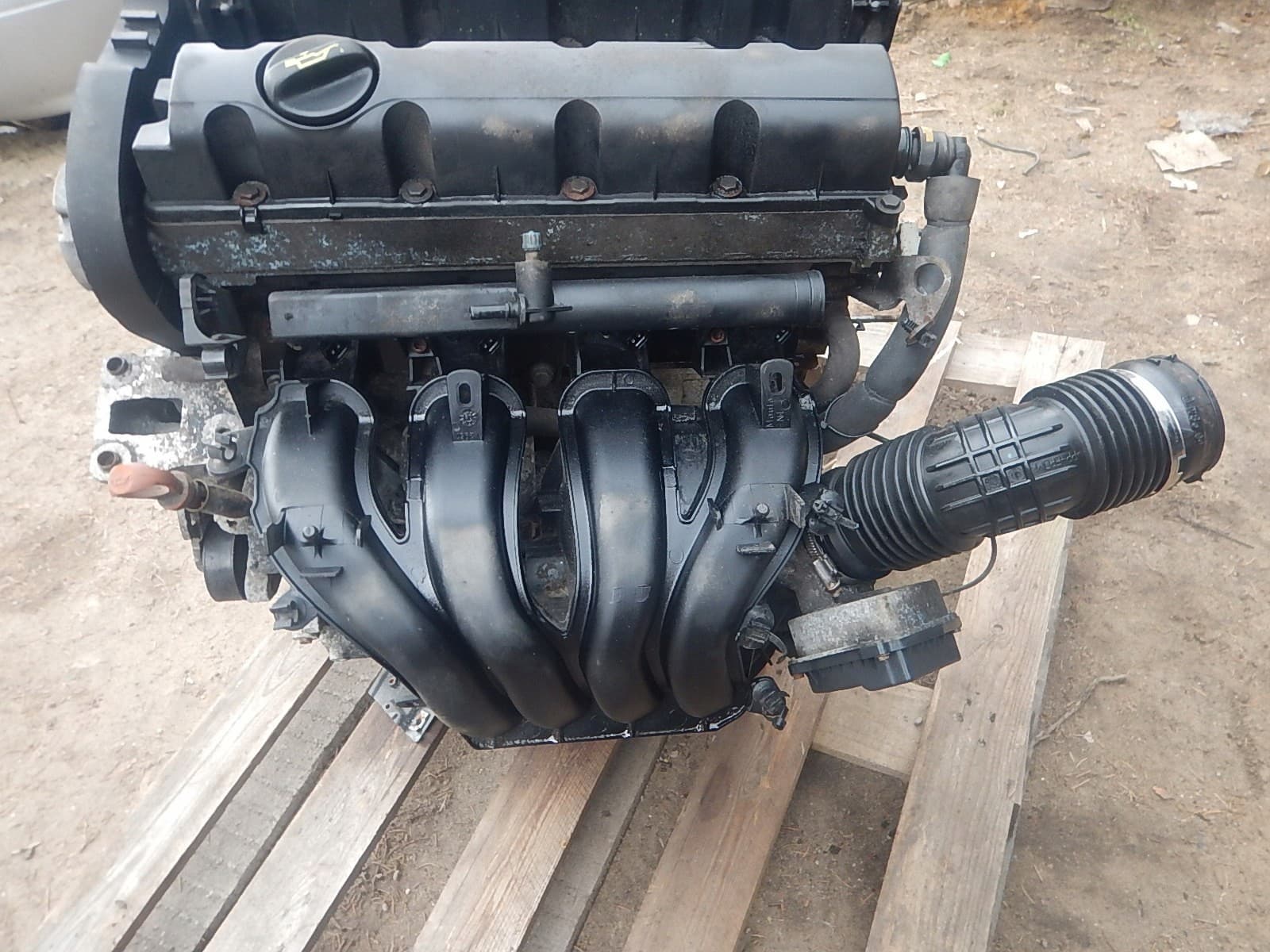 Motor de gasolina 2.0 16V para Citroën C8 y Peugeot 807 Lift usado 3