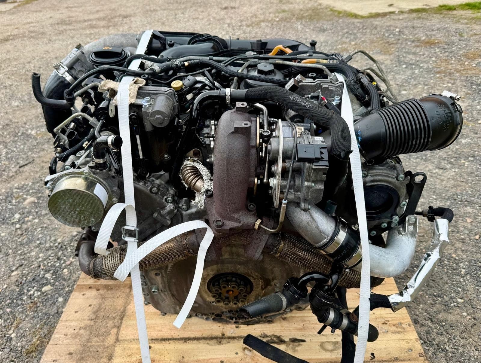 Motor completo Audi 3.0 TDI Asb Bmk A6 157000 km usado 5
