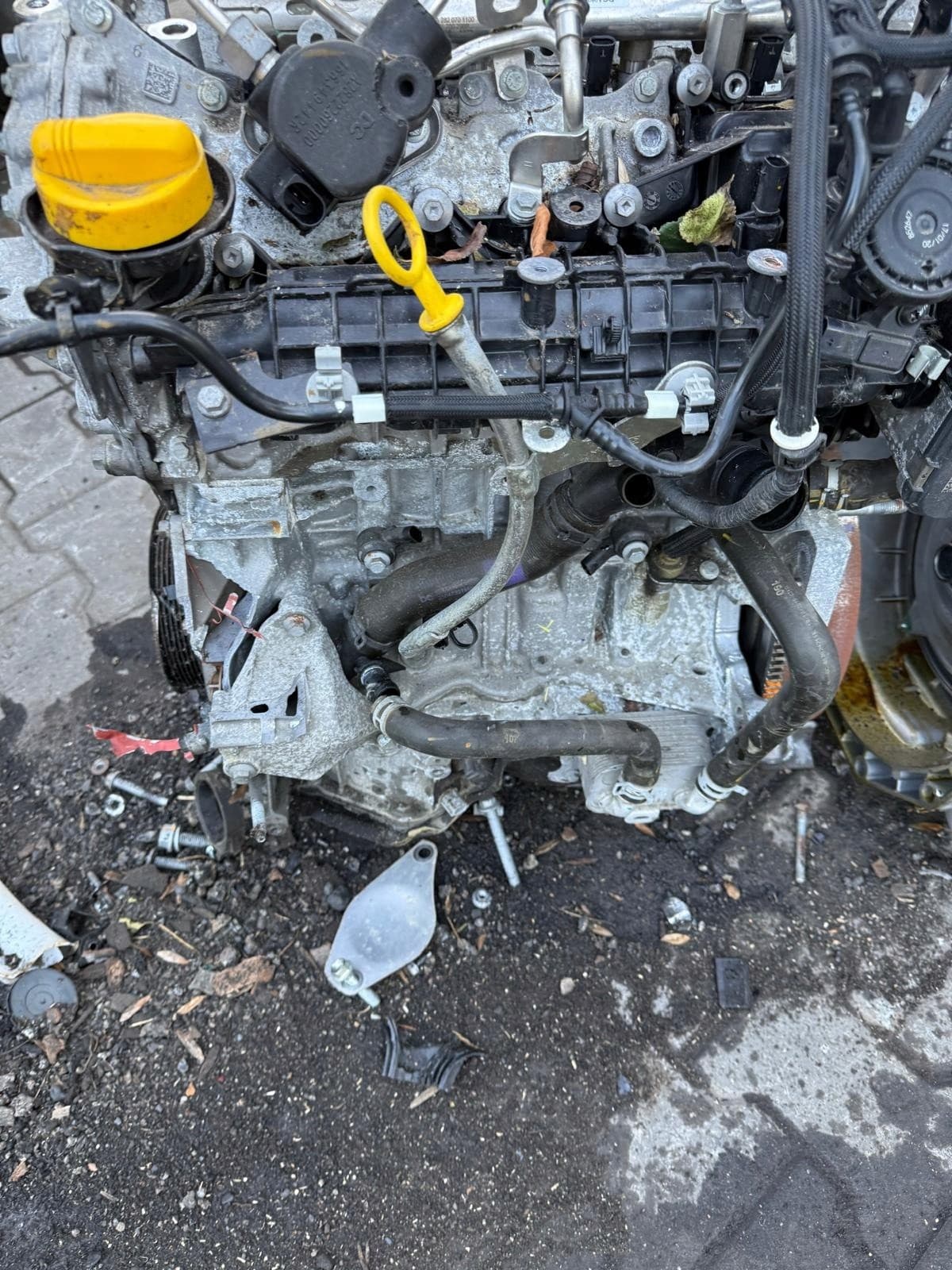 Motor 1.3 Tce Dacia Renault Dañado para Piezas H5HB470 usado 2