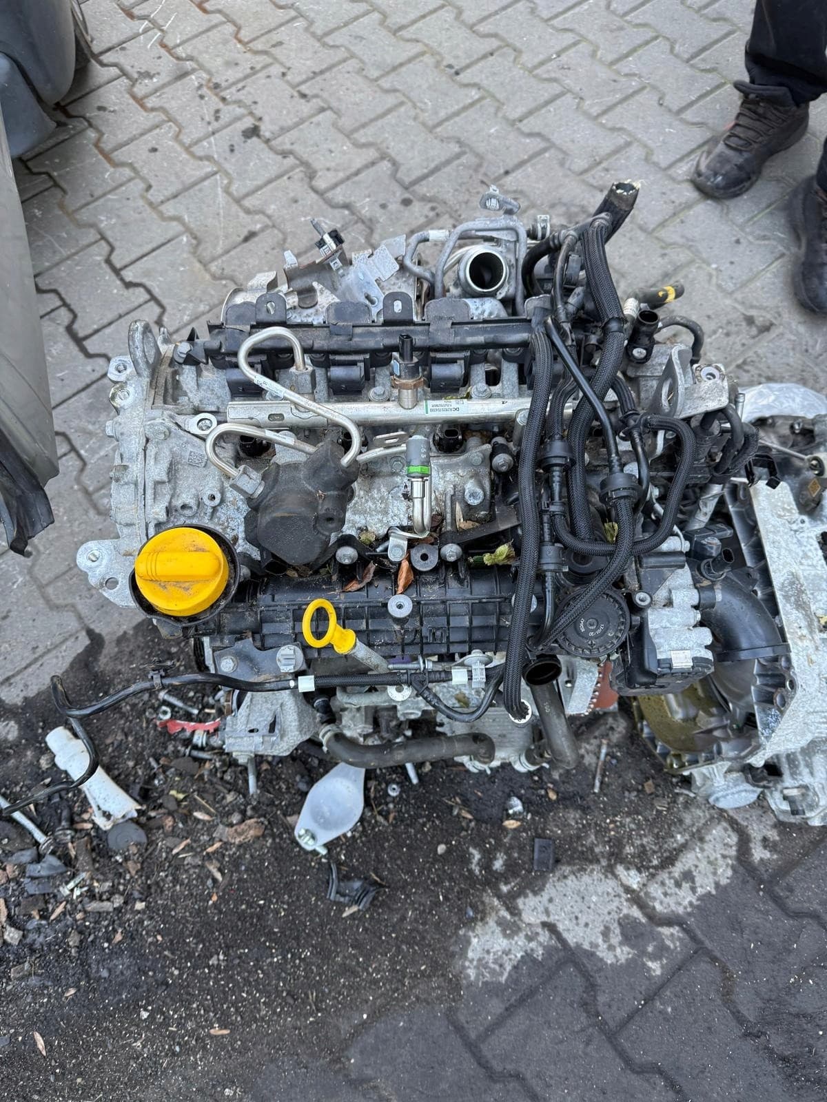 Motor 1.3 Tce Dacia Renault Dañado para Piezas H5HB470 usado 3