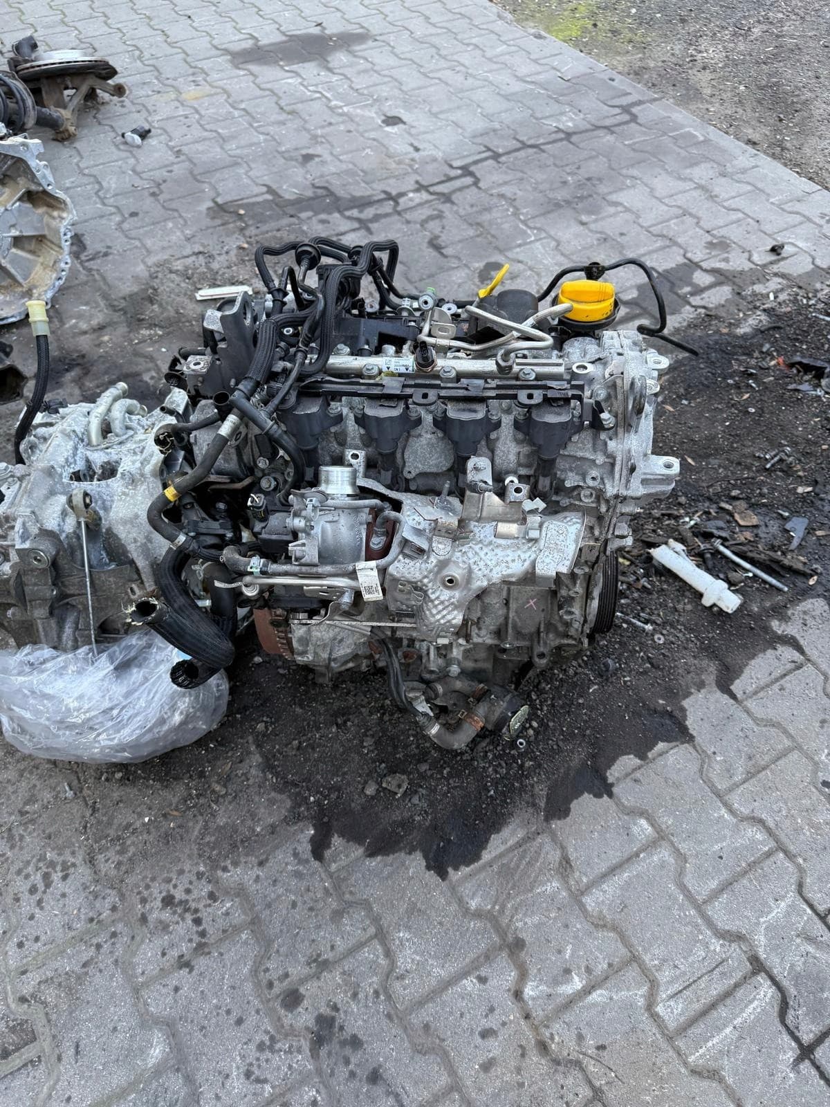 Motor 1.3 Tce Dacia Renault Dañado para Piezas H5HB470 usado 4