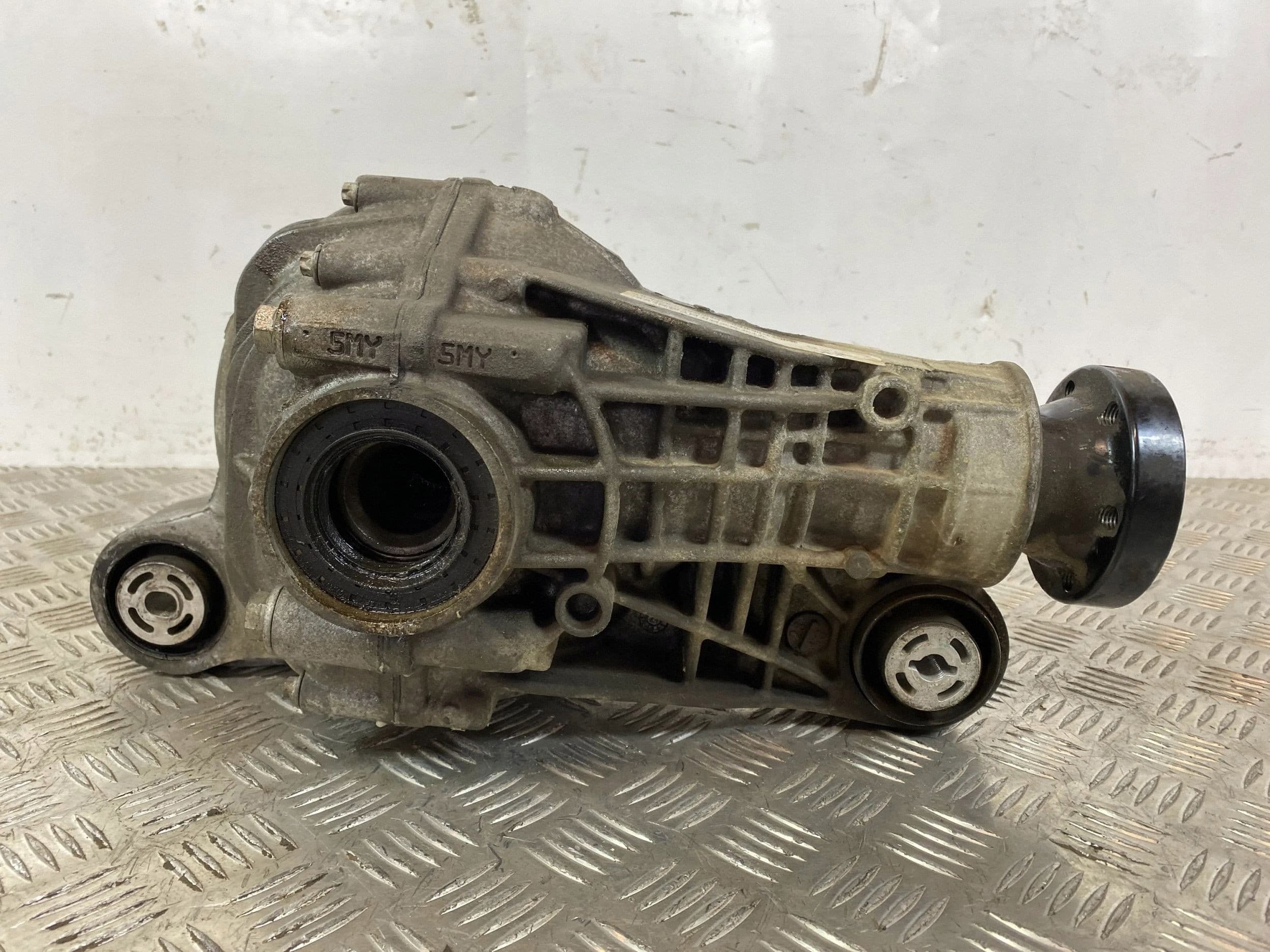 Diferencial delantero Jeep Grand Cherokee 2018 P68352925AA usado 4