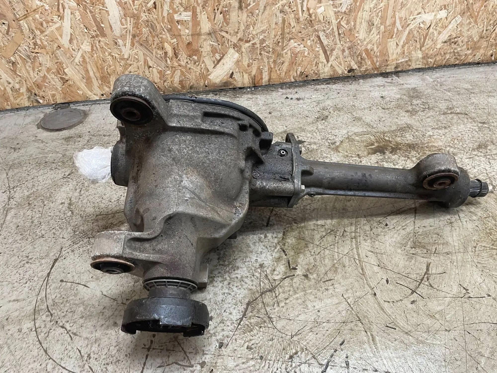 Diferencial delantero Ford F150 RFCL3W3A412AB 2017 2.7L usado 3