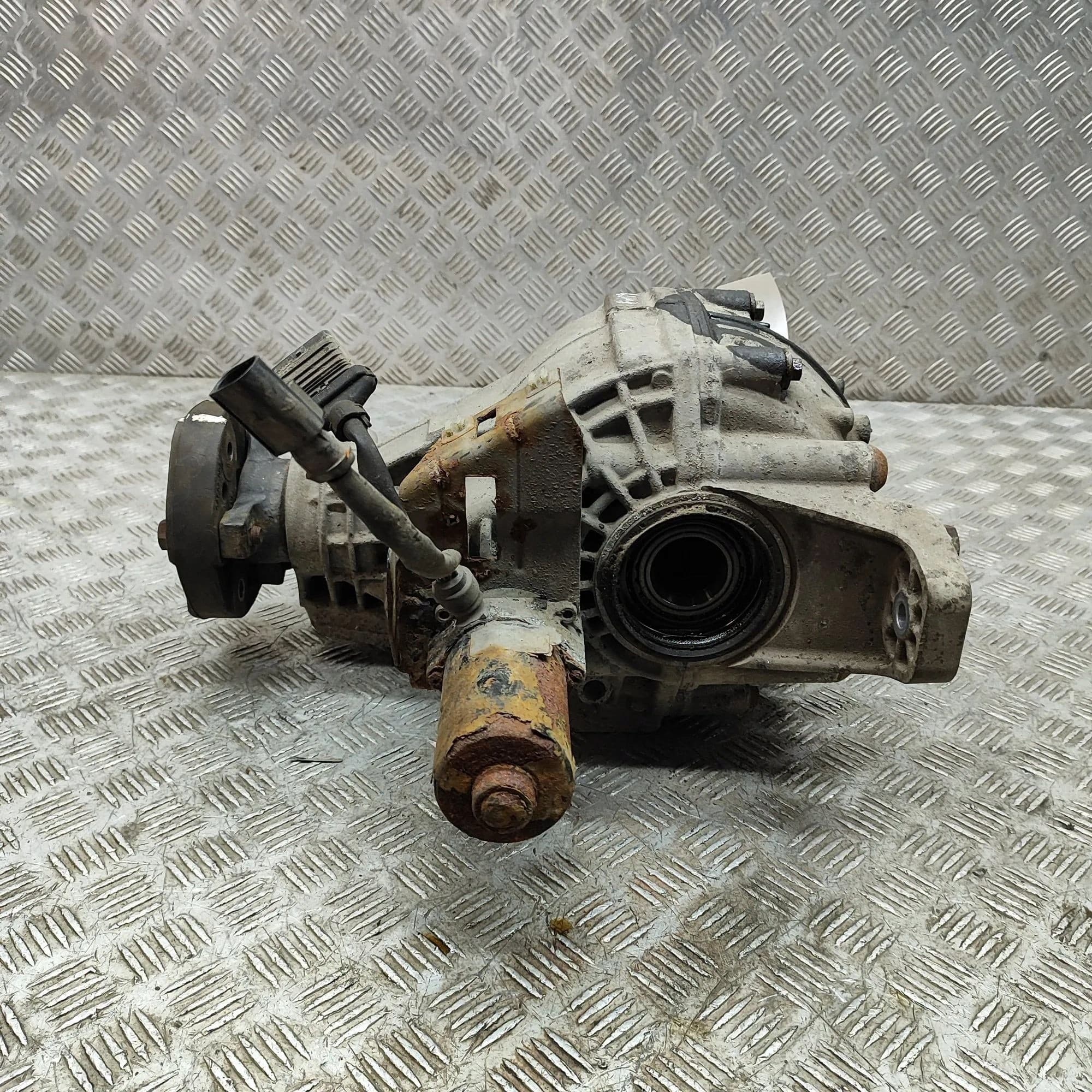 Diferencial trasero Mercedes GL X164 4460310036 A1643501214 usado 2