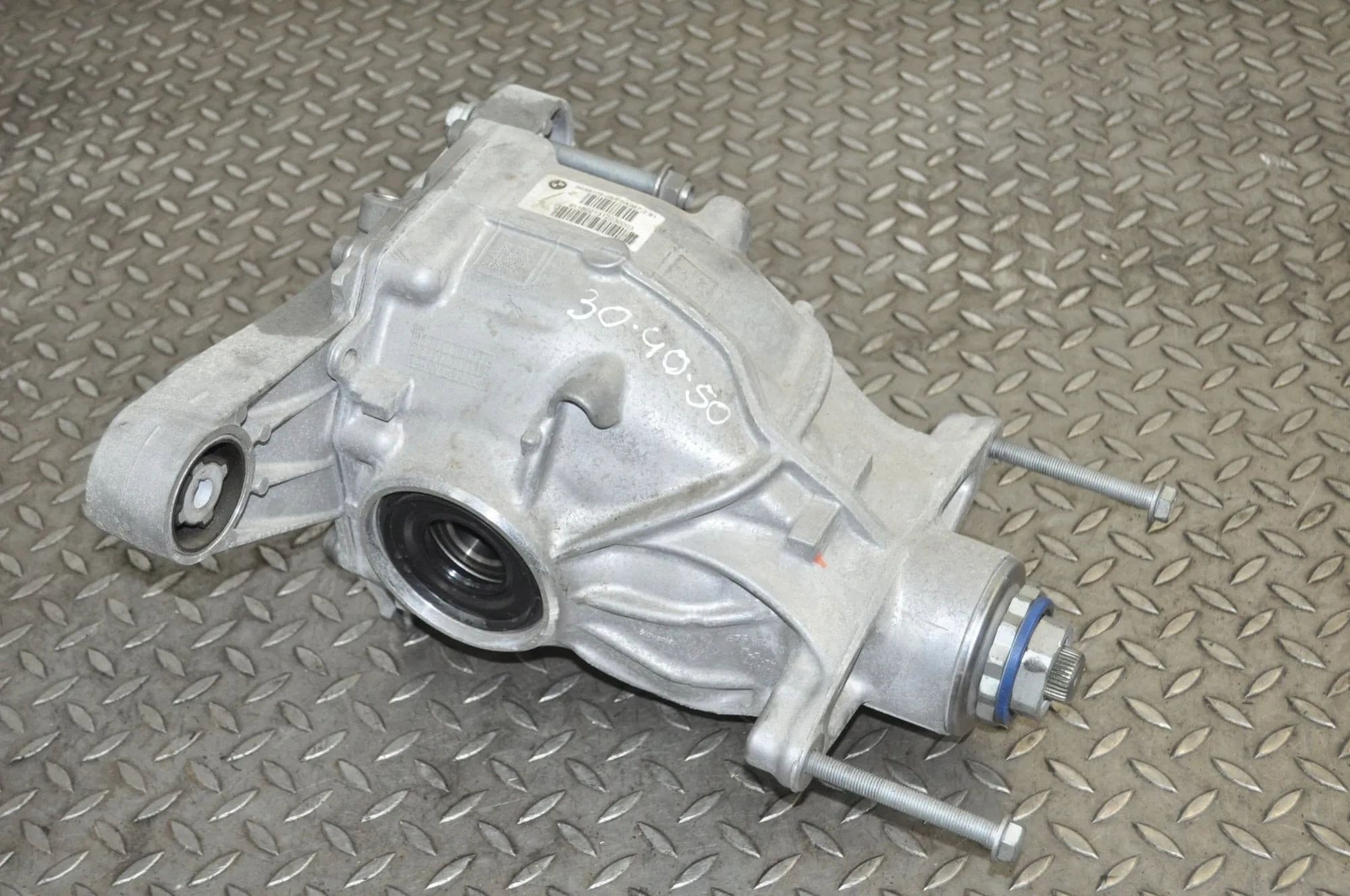 Diferencial trasero - BMW Serie 7 (G11, G12) (2015-2022) - 8638075 usado 2