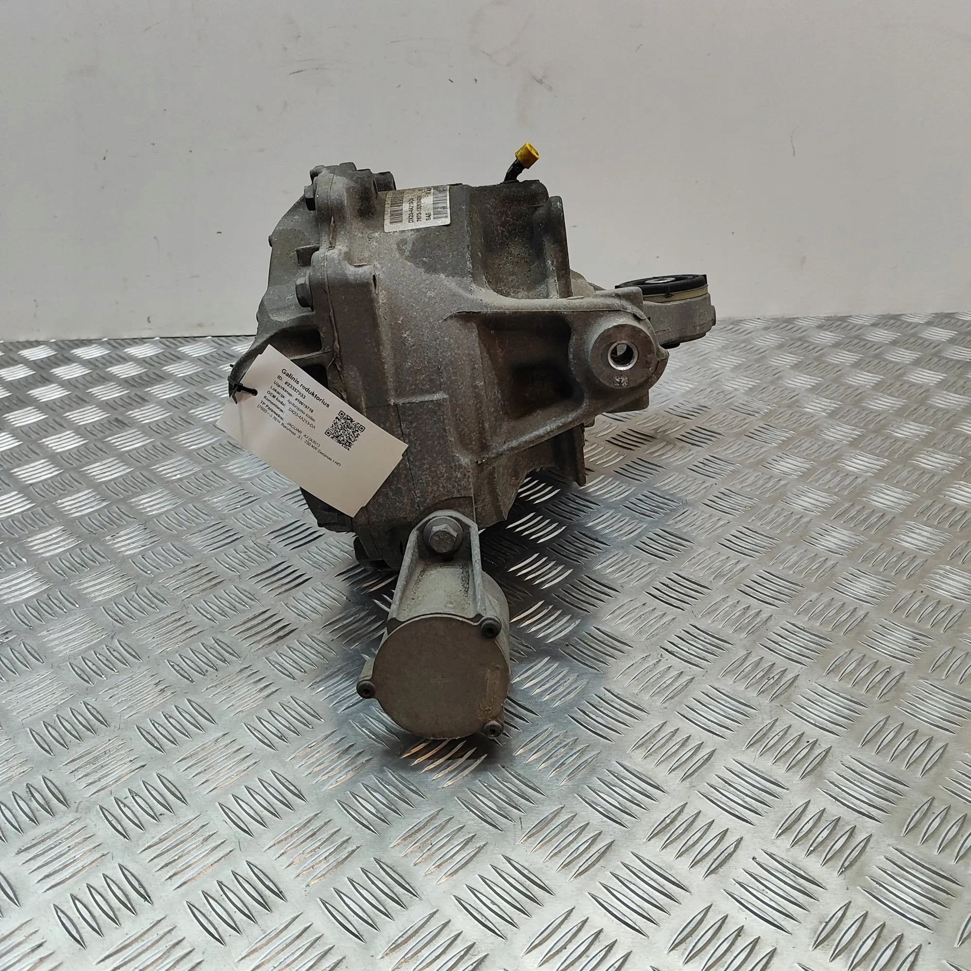 Diferencial trasero - Jaguar XJ (X351) (2009- ) - DX23-4A213-DA usado 3